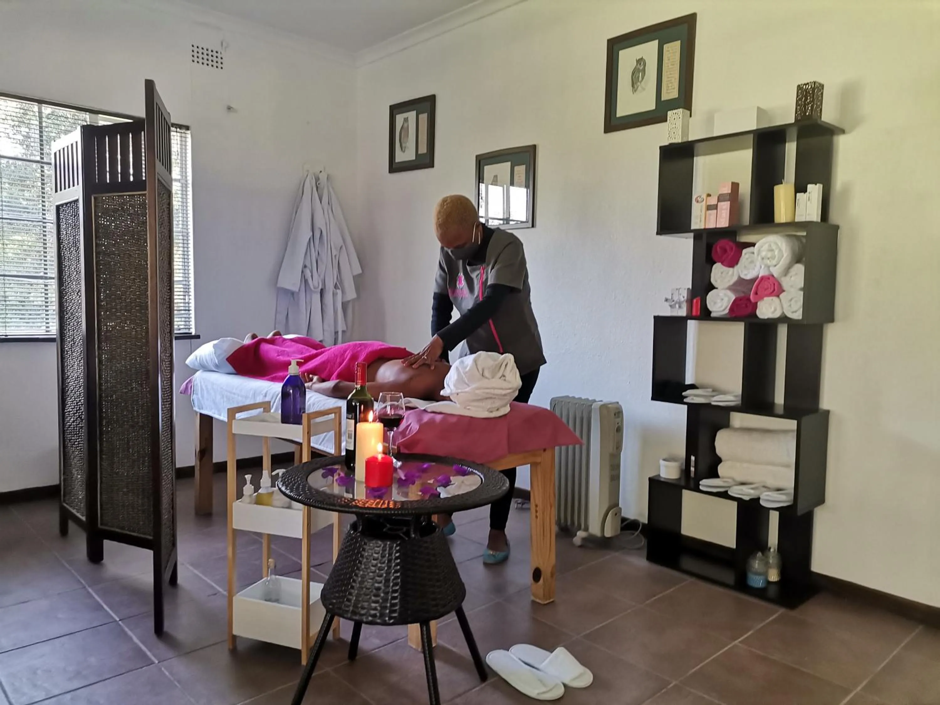 Massage in Random Harvest Country Cottages