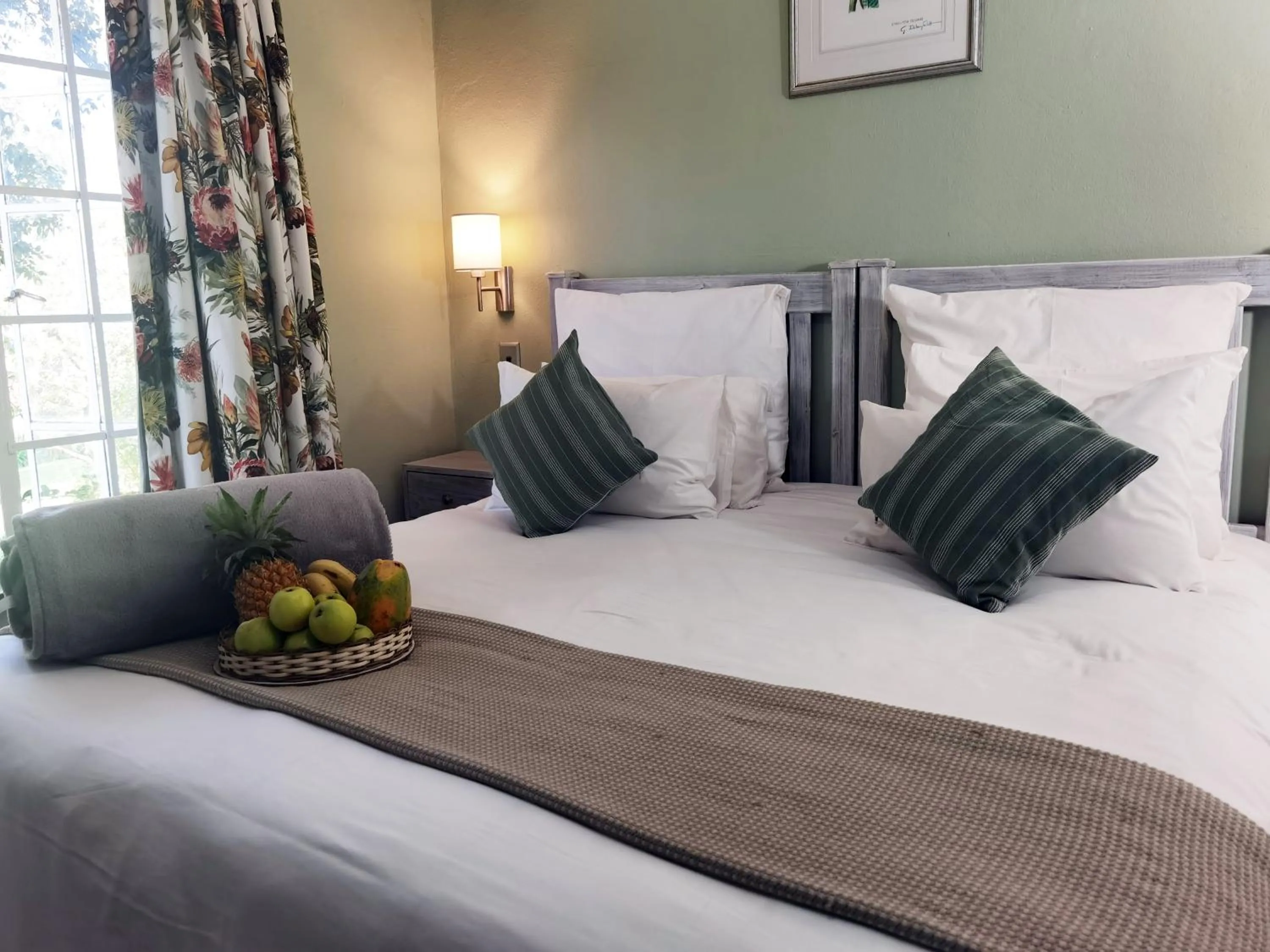 Bed in Random Harvest Country Cottages
