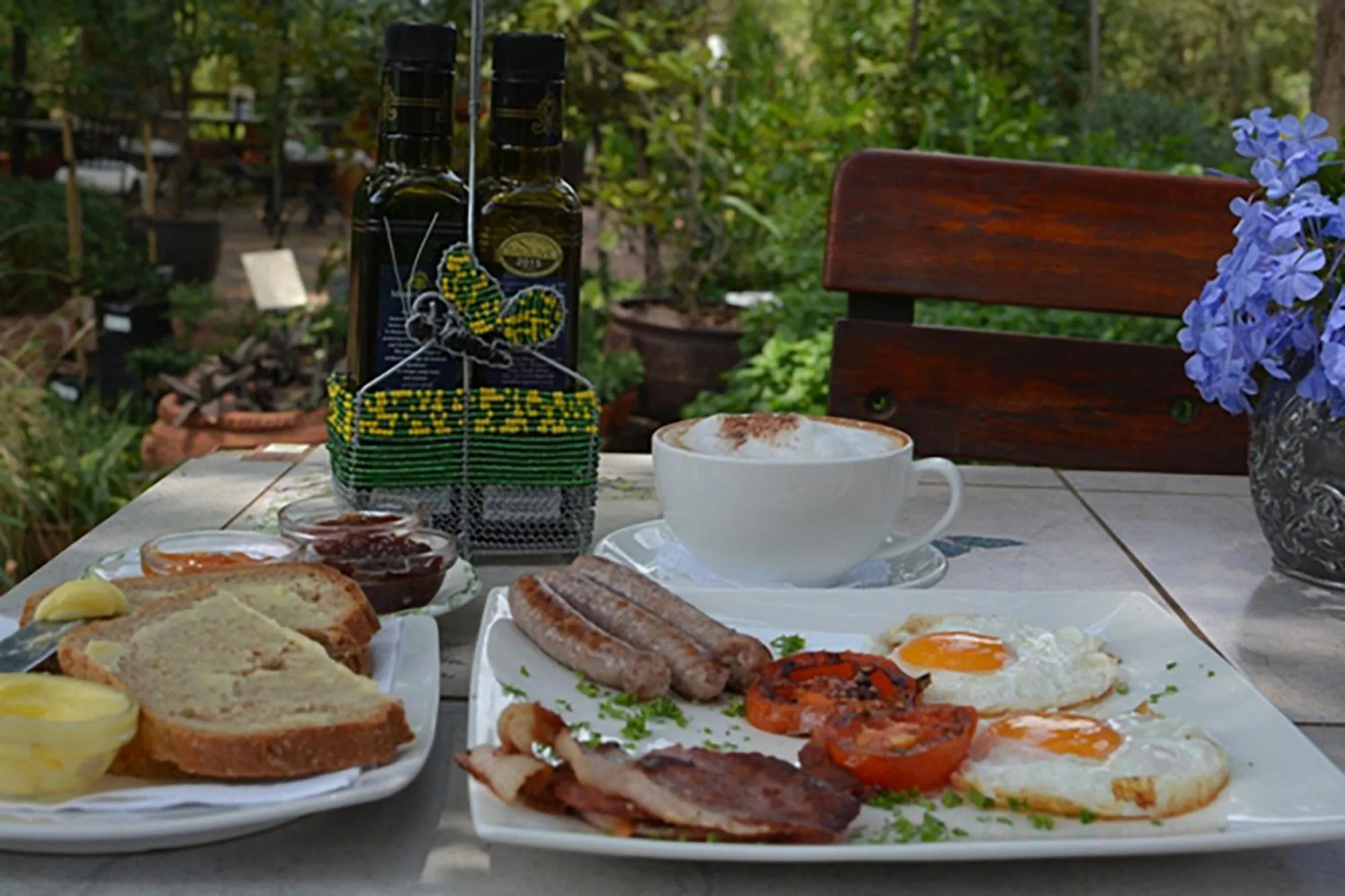 Breakfast in Random Harvest Country Cottages