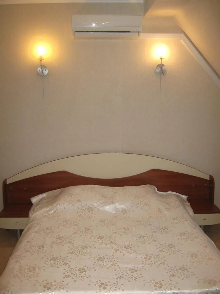 Decorative detail, Bed in Hotel Complex Verhovina