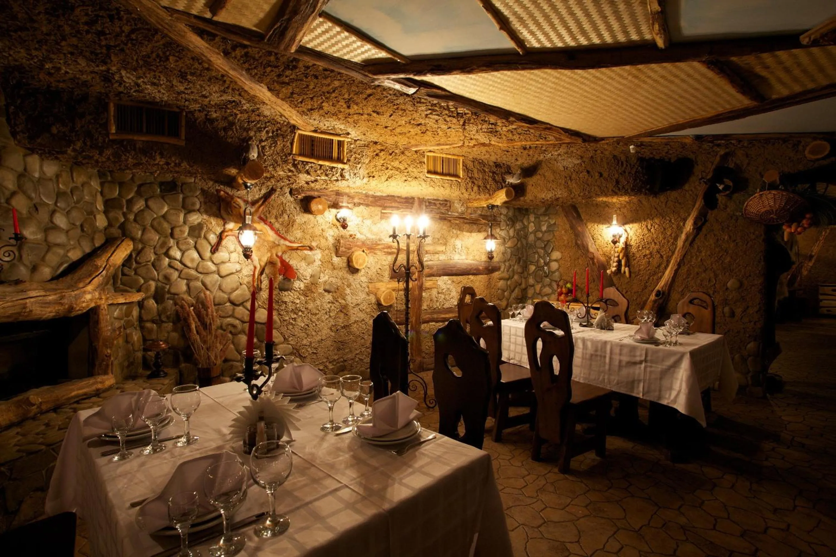 Restaurant/places to eat in Hotel Complex Verhovina