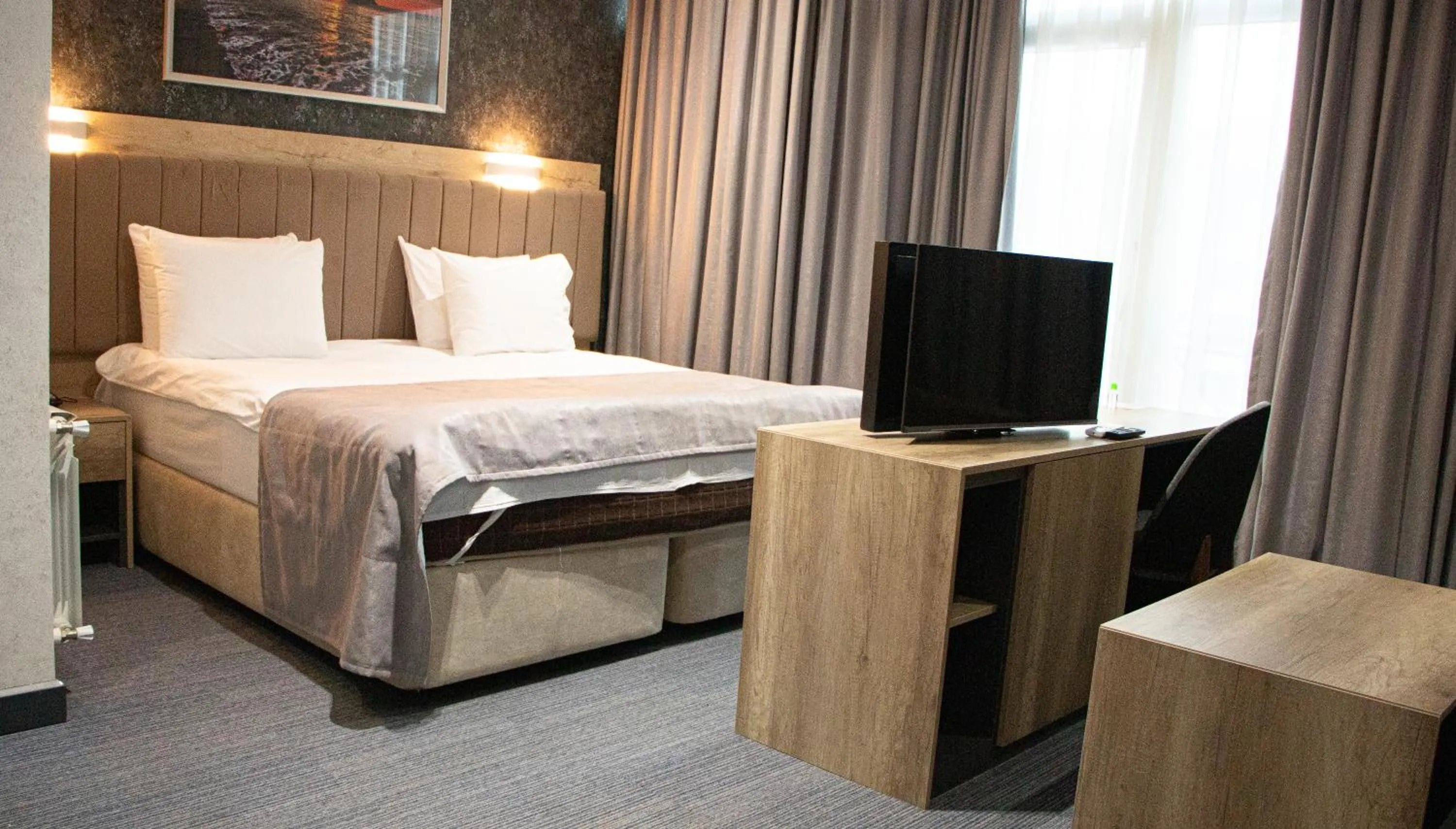 Bed in Home Suites Baku-Halal Hotel