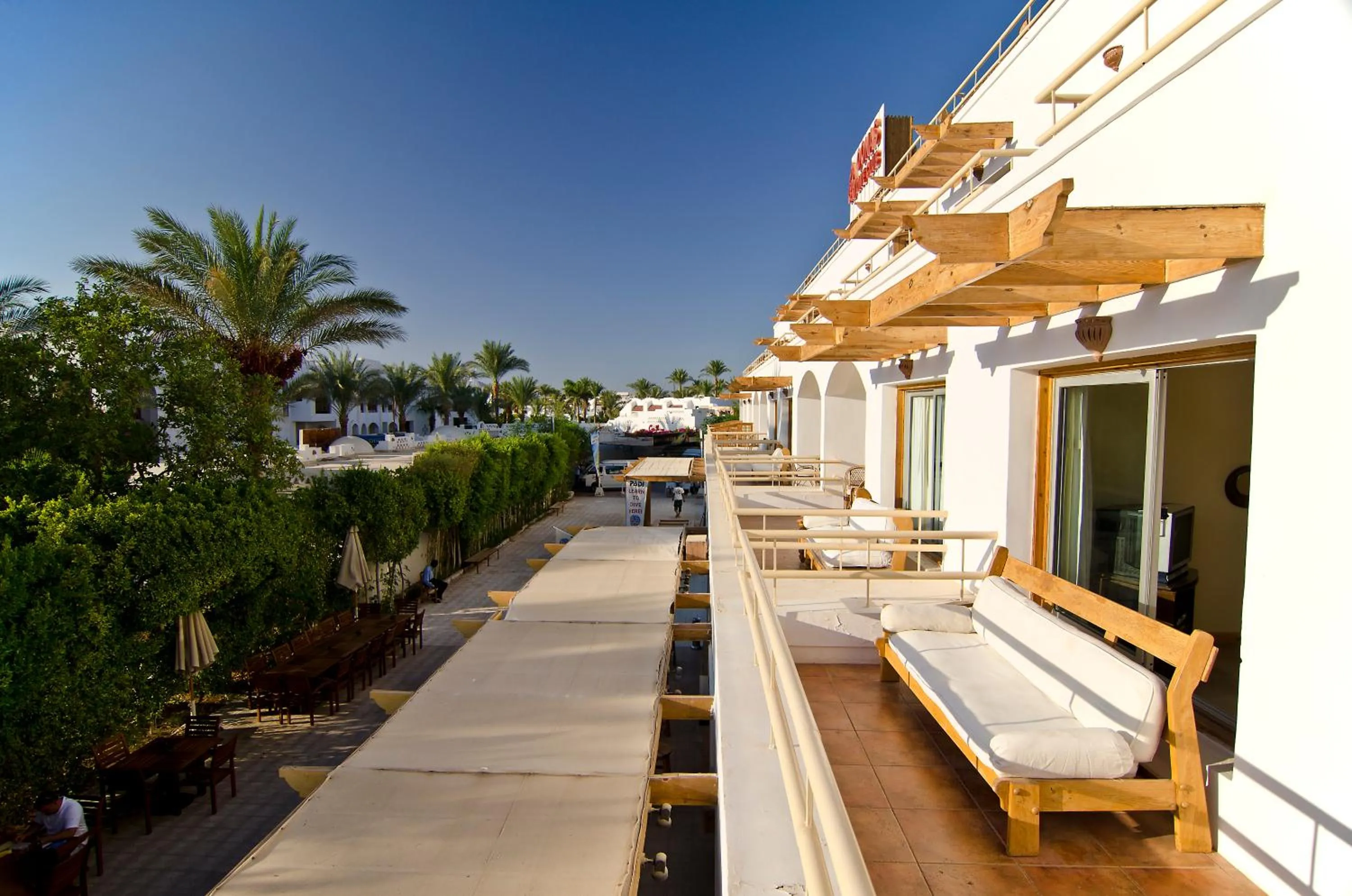 Patio in Oonas Dive Club