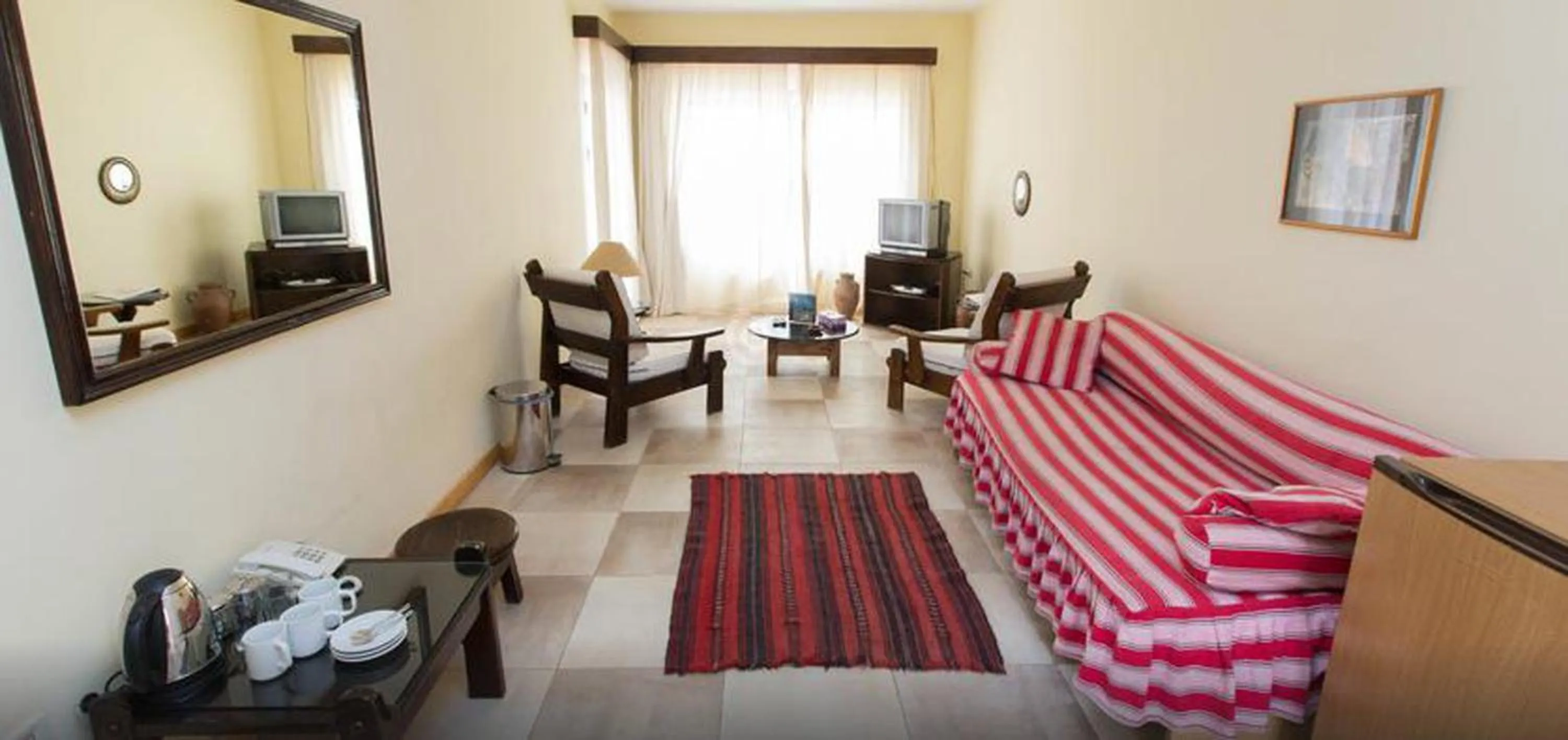 Day, Bed in Oonas Dive Club