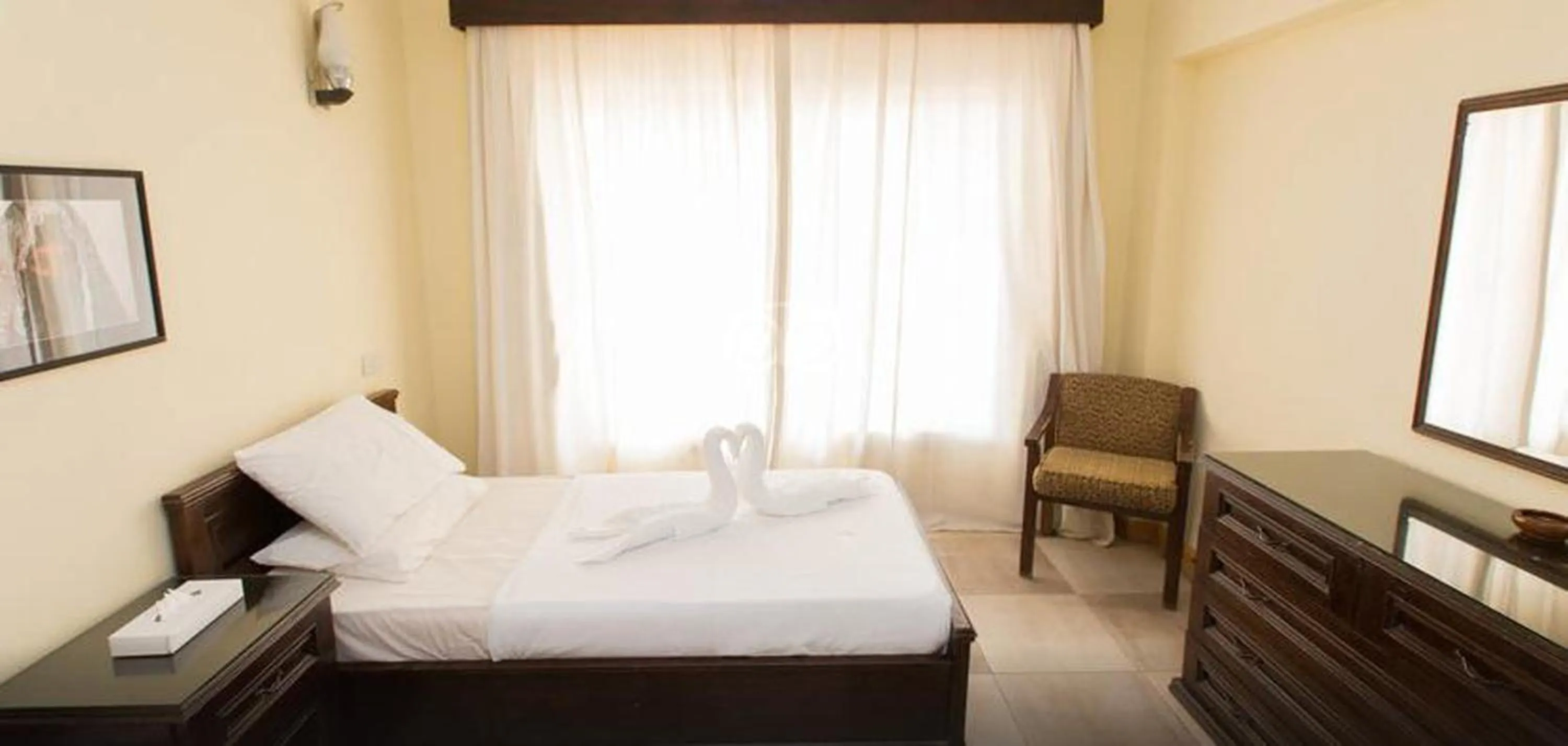 Day, Bed in Oonas Dive Club