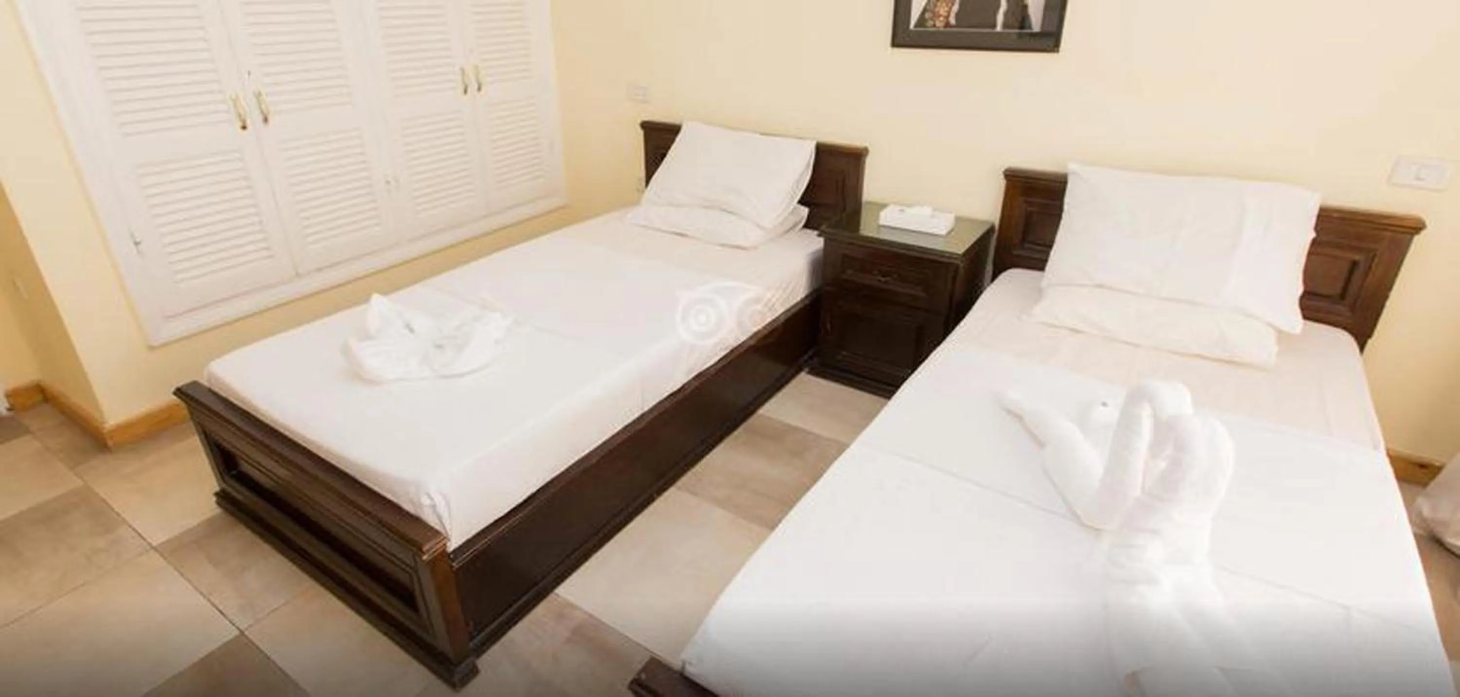 Photo of the whole room, Bed in Oonas Dive Club