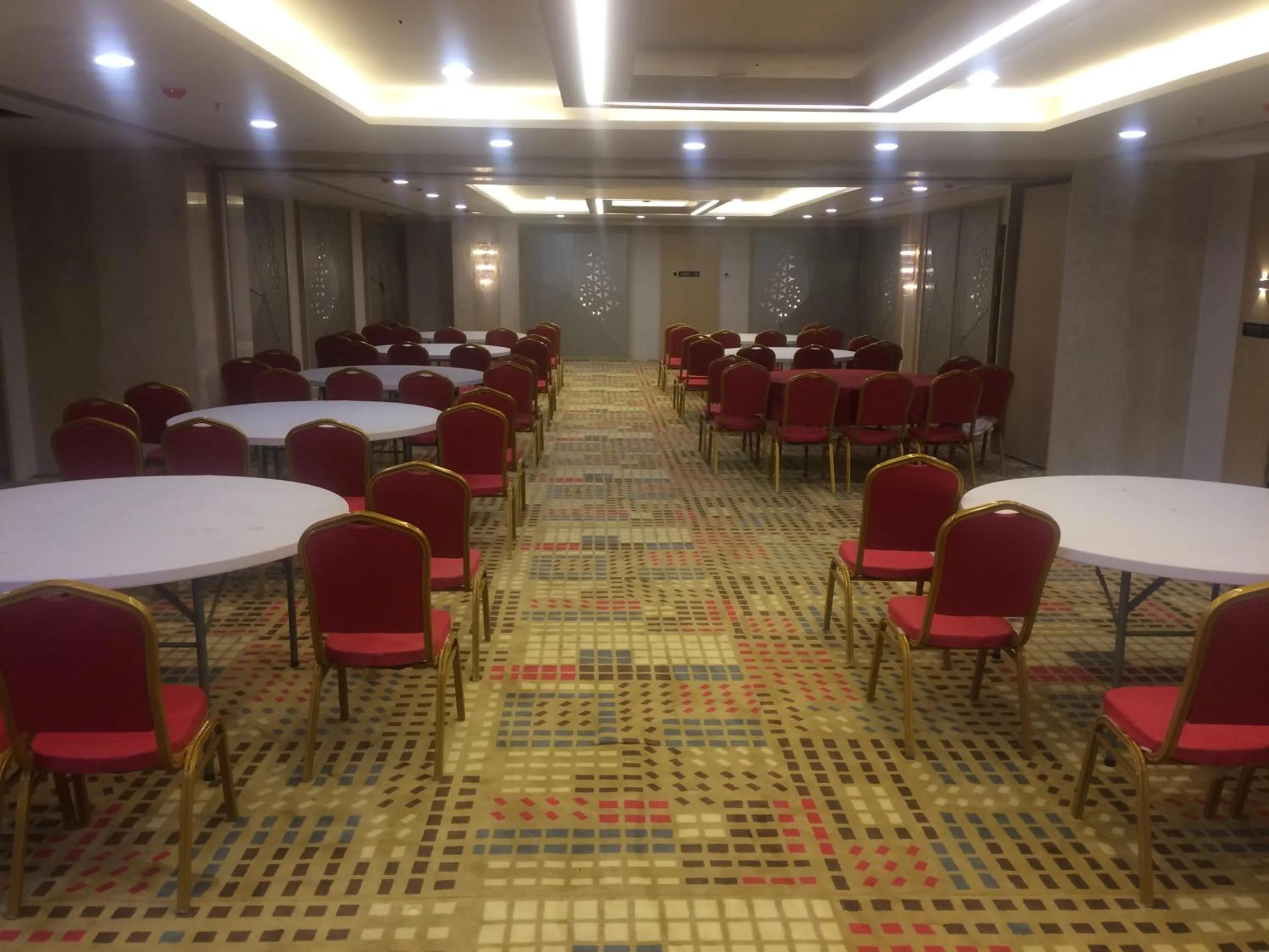 Banquet/Function facilities in Regenta Central RS Chennai OMR SIPCOT