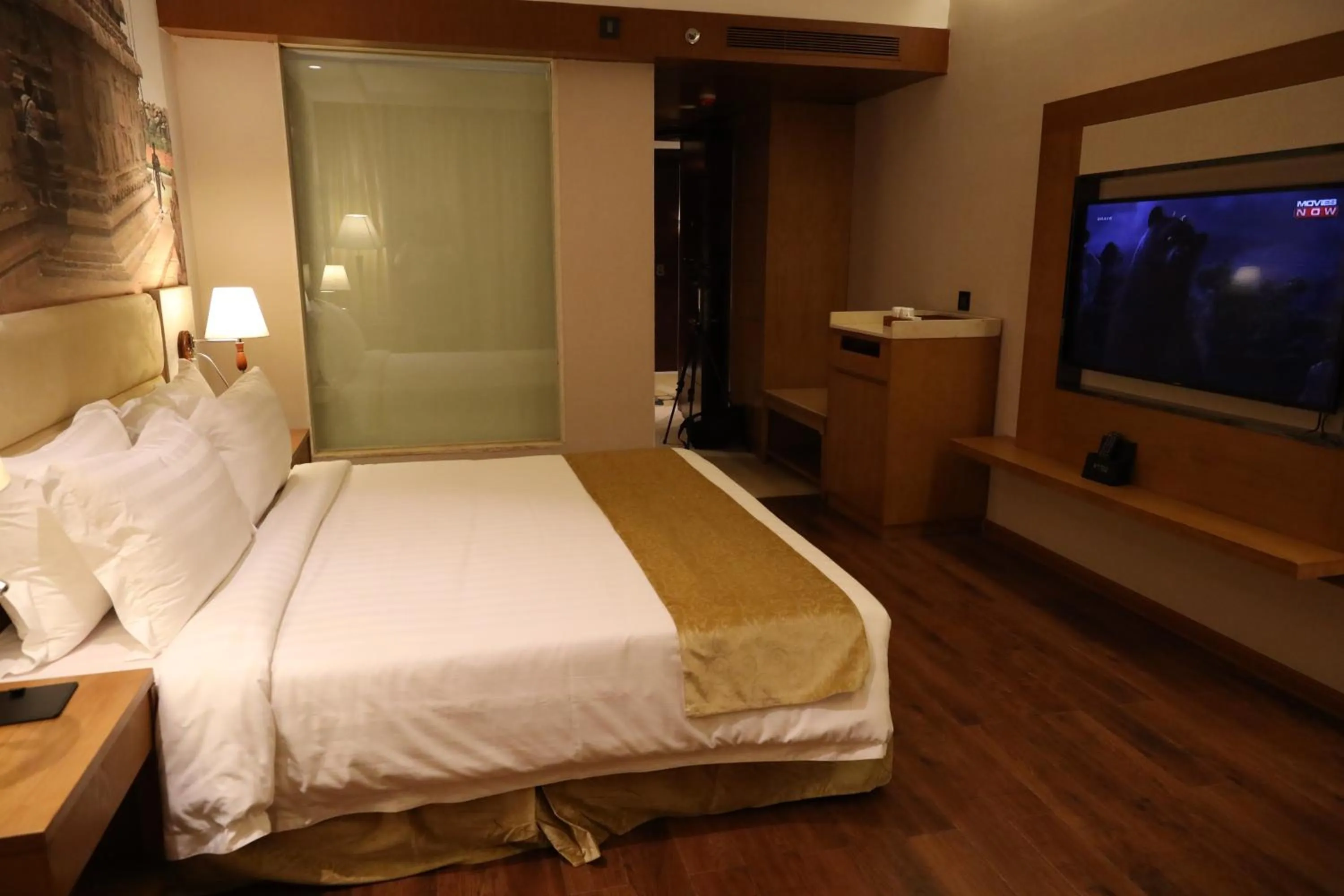 Bed in Regenta Central RS Chennai OMR SIPCOT