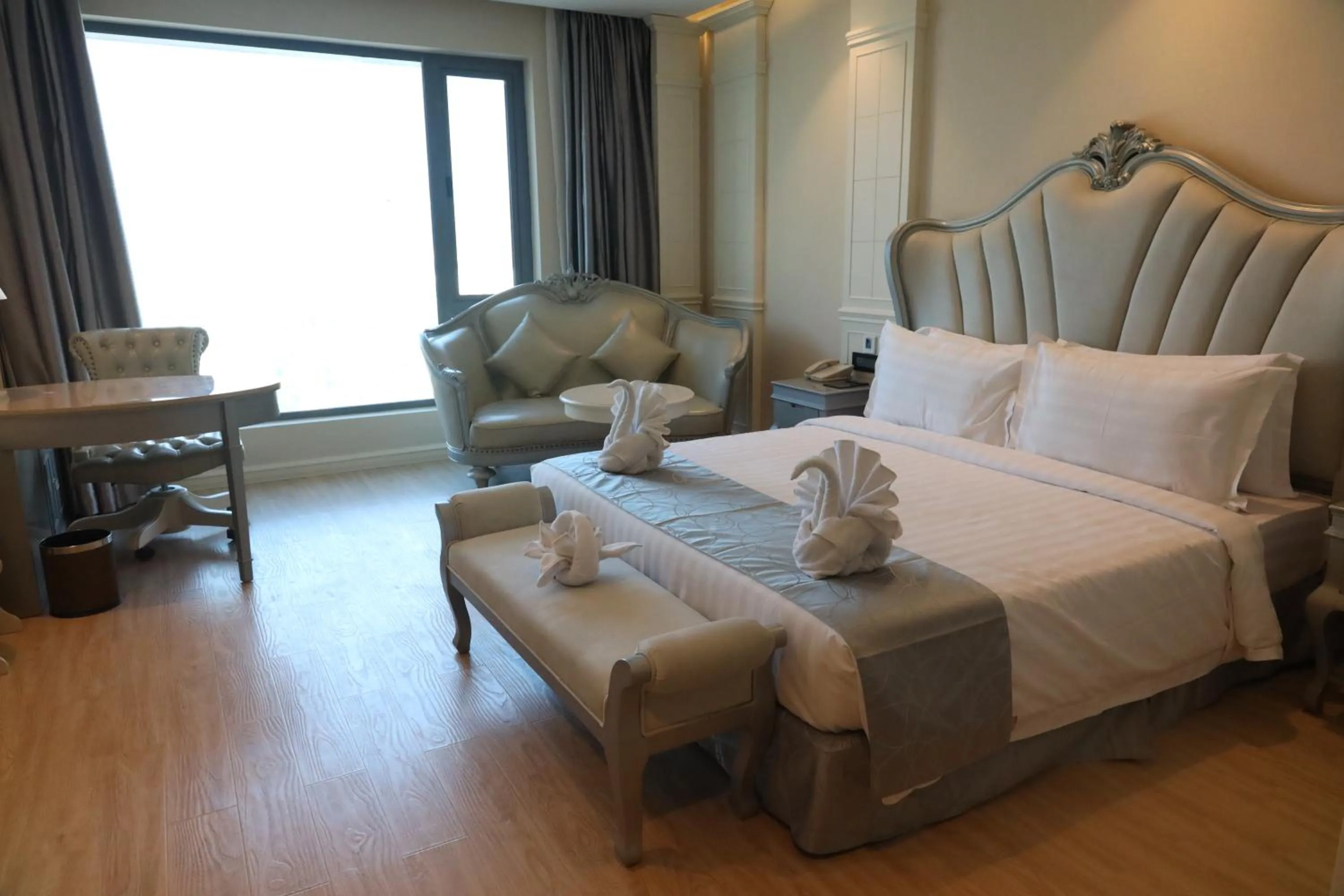 Bed in Regenta Central RS Chennai OMR SIPCOT