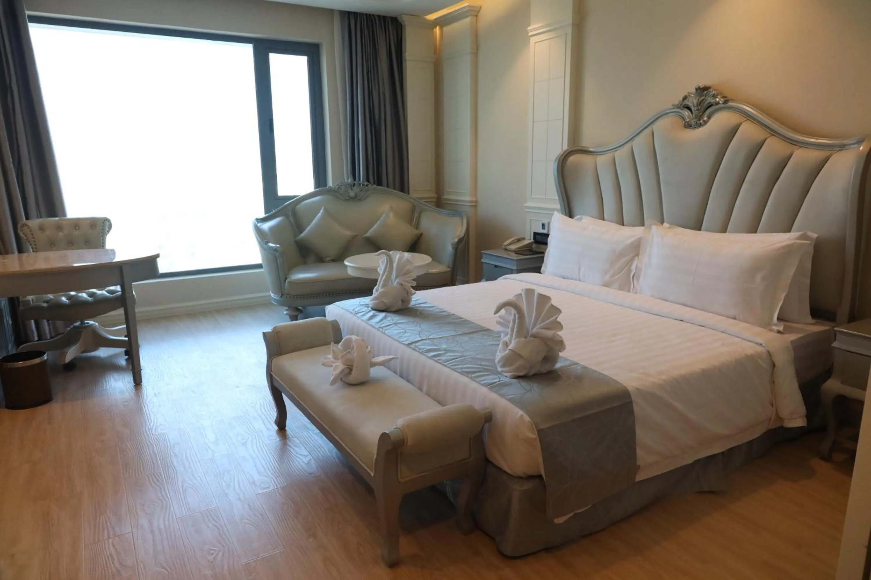 Bed in Regenta Central RS Chennai OMR SIPCOT