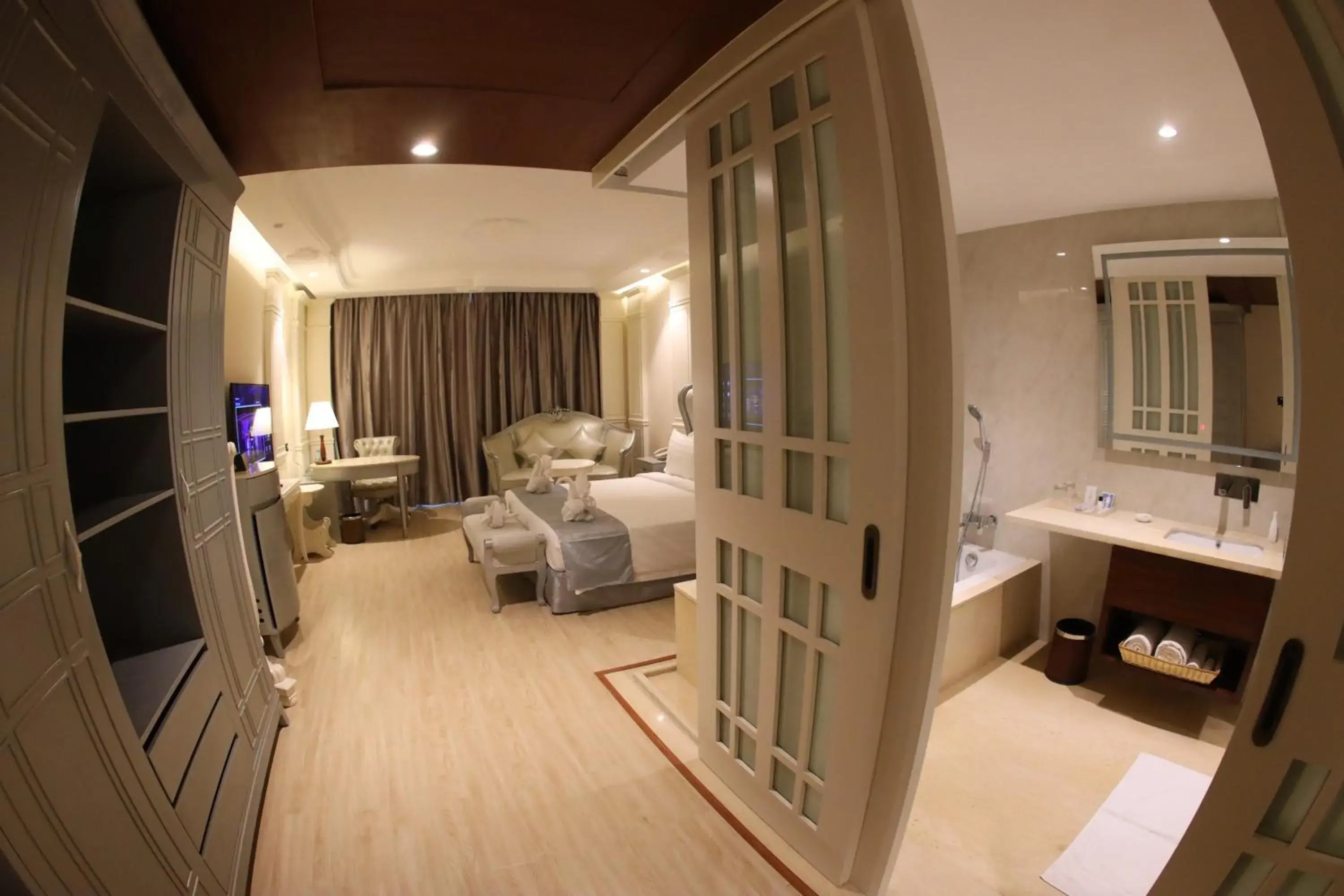 View (from property/room), Bed in Regenta Central RS Chennai OMR SIPCOT View (from property/room), Bed in Regenta Central RS Chennai OMR SIPCOT