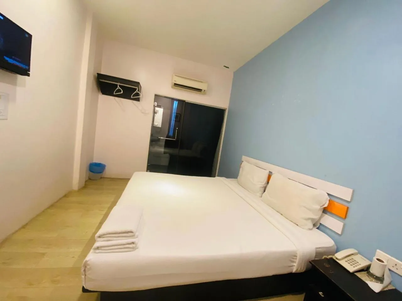 Bed in Orange Hotel Segamat