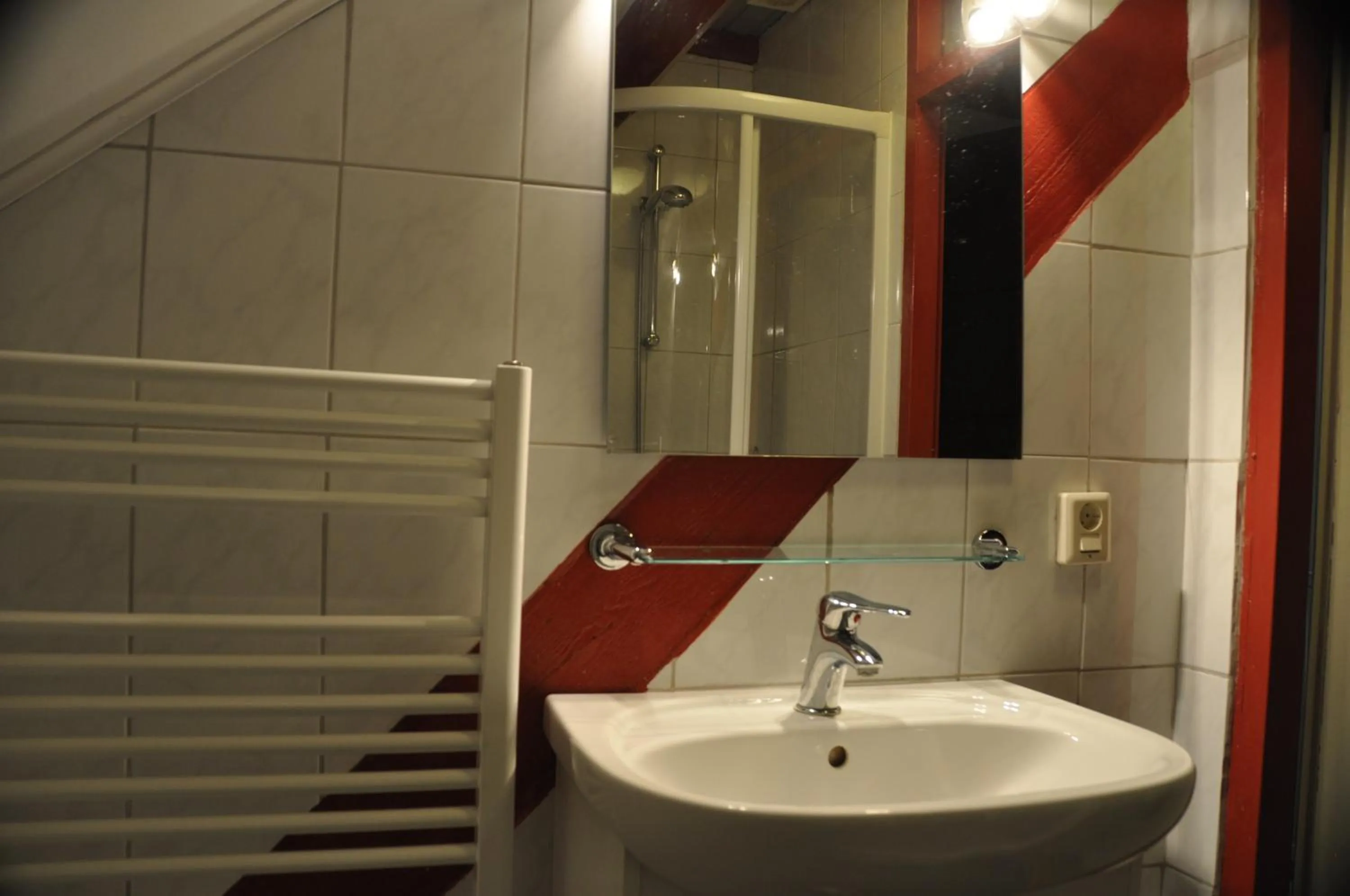 Bathroom in De Hoge Peel