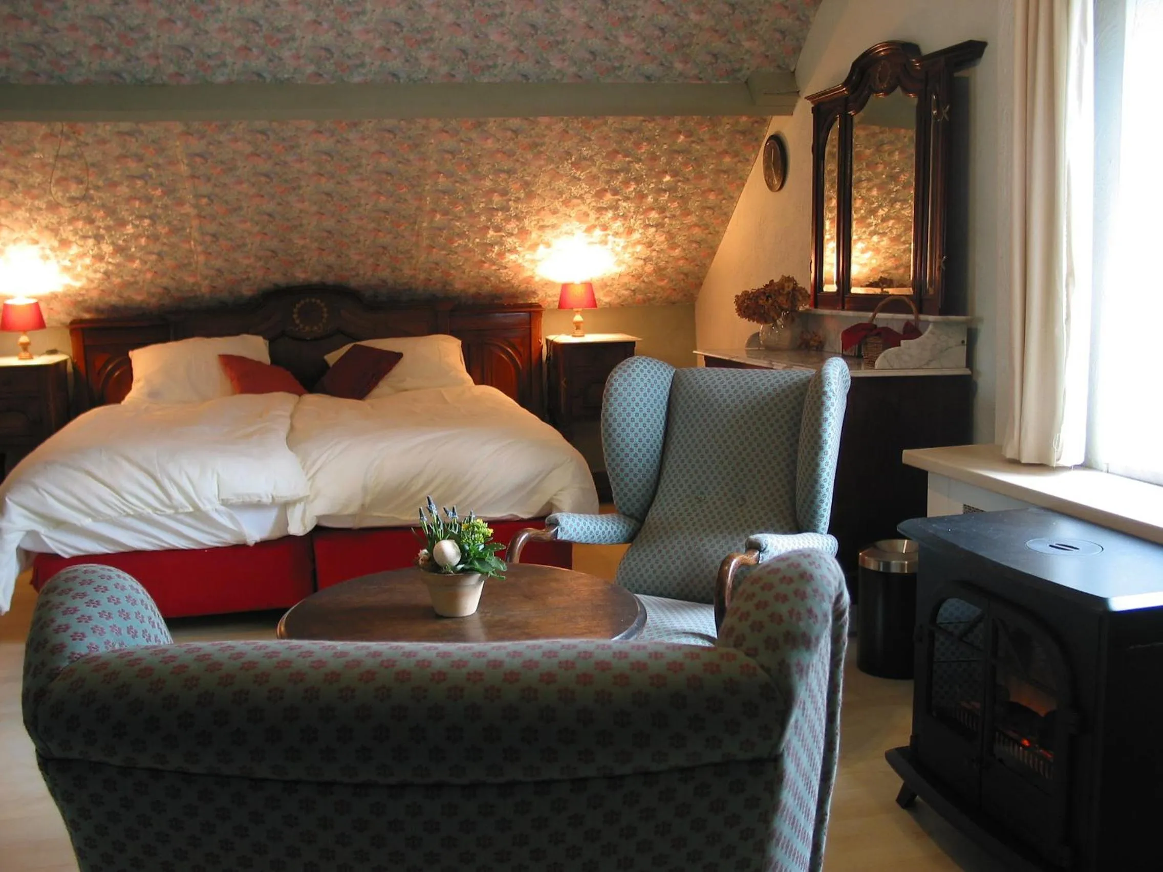 Coffee/tea facilities, Bed in De Hoge Peel