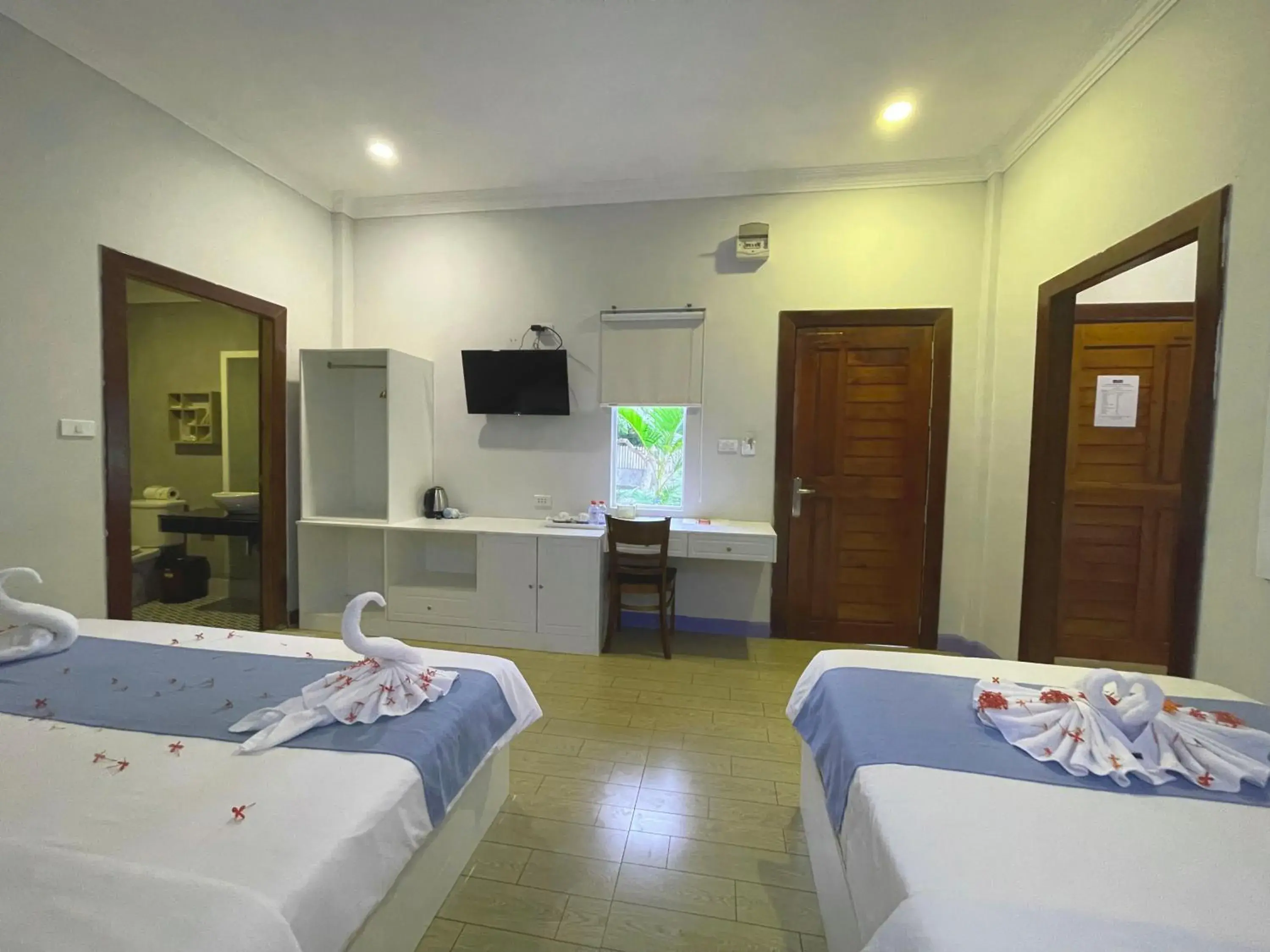 Two-Bedroom Villa in Scarlet Sails Resort Two-Bedroom Villa in Scarlet Sails Resort