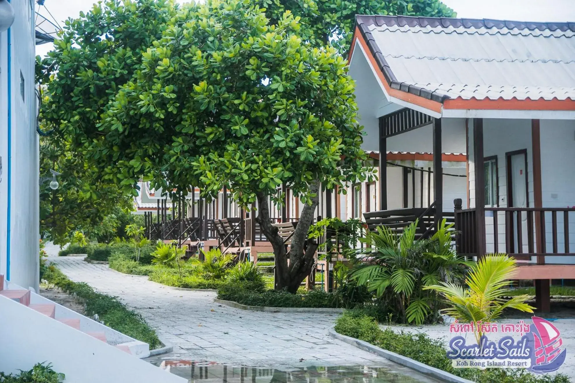 Deluxe Bungalow with Garden View in Scarlet Sails Resort Deluxe Bungalow with Garden View in Scarlet Sails Resort