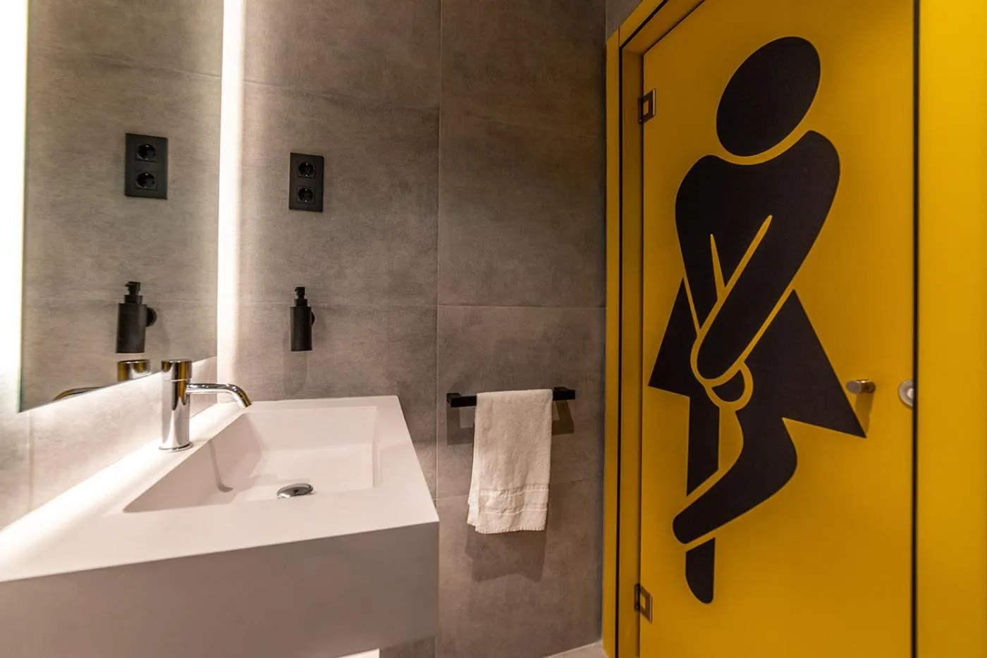 Bathroom in Petit Hostel La Latina