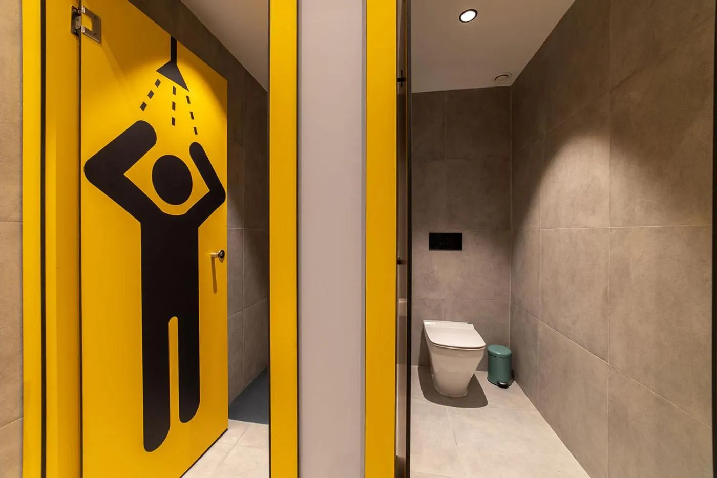 Bathroom in Petit Hostel La Latina