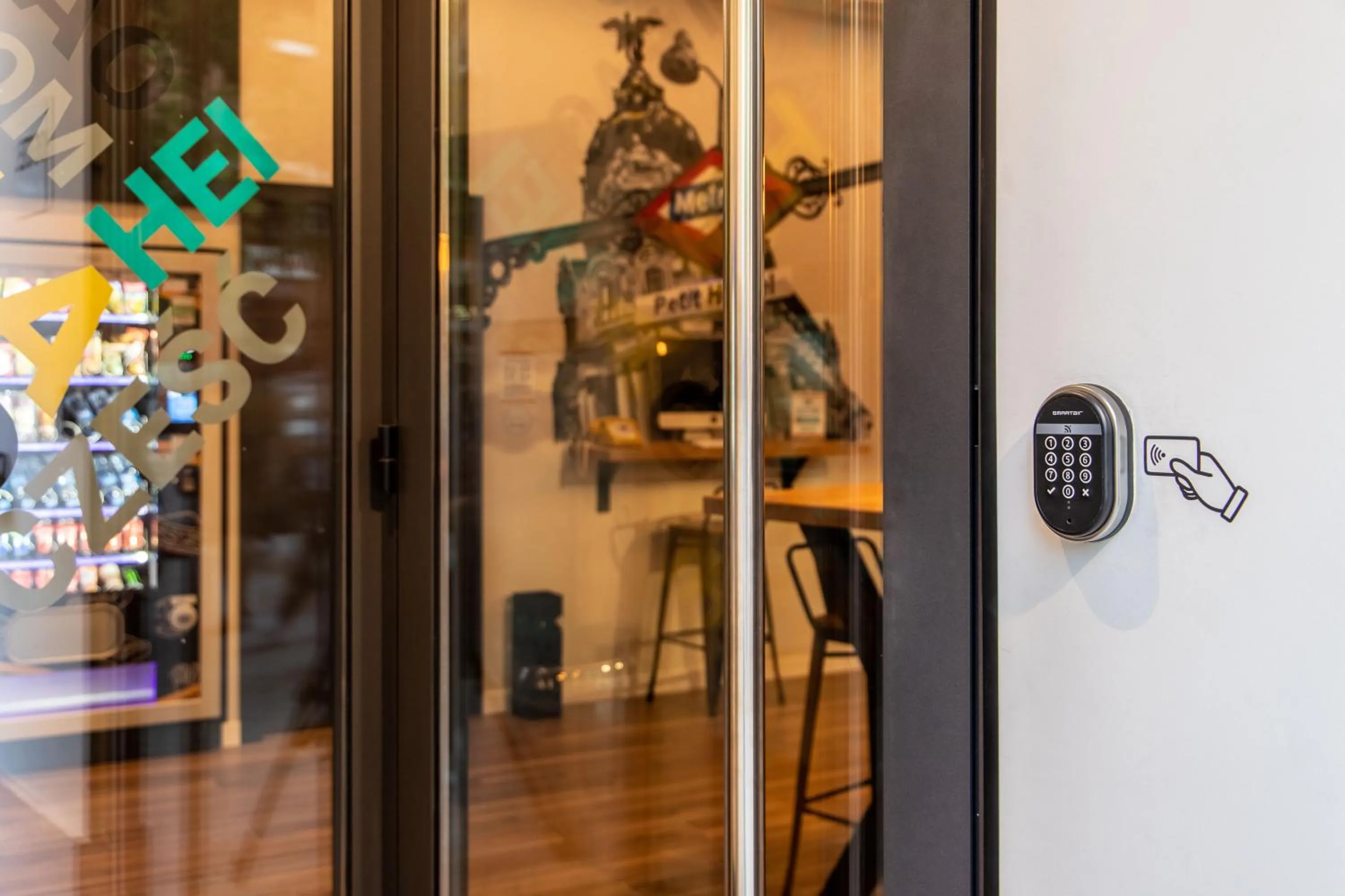 Lobby or reception in Petit Hostel La Latina