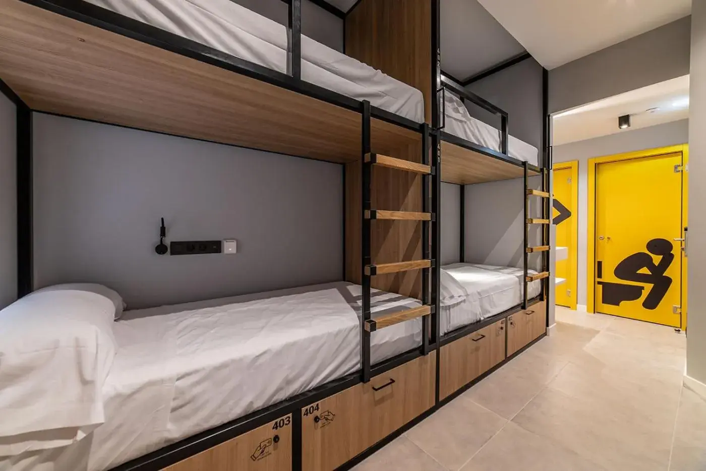 Photo of the whole room, Bed in Petit Hostel La Latina Photo of the whole room, Bed in Petit Hostel La Latina
