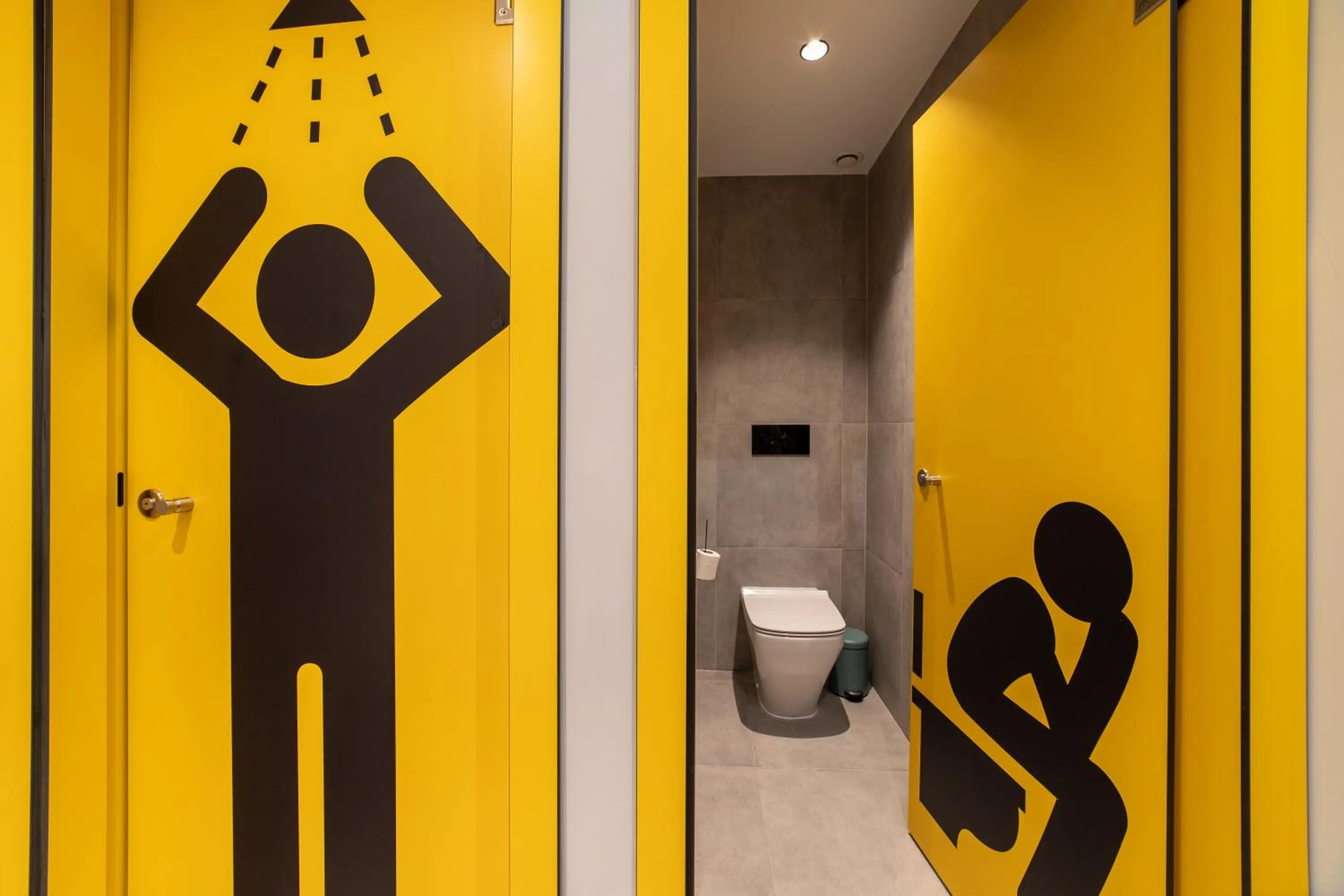 Bathroom in Petit Hostel La Latina