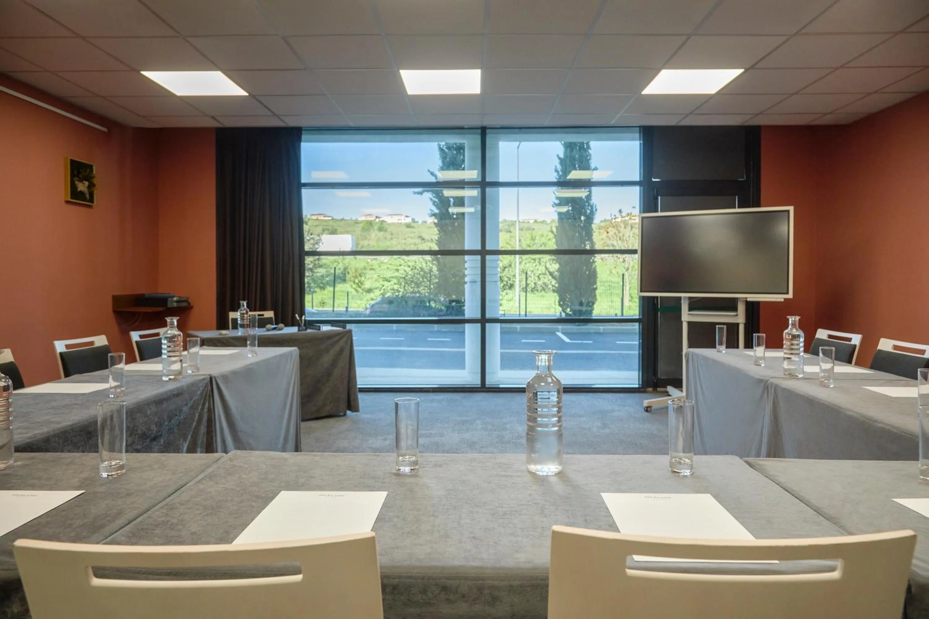 Business facilities in Mercure Aix-en-Provence La Duranne Gare TGV