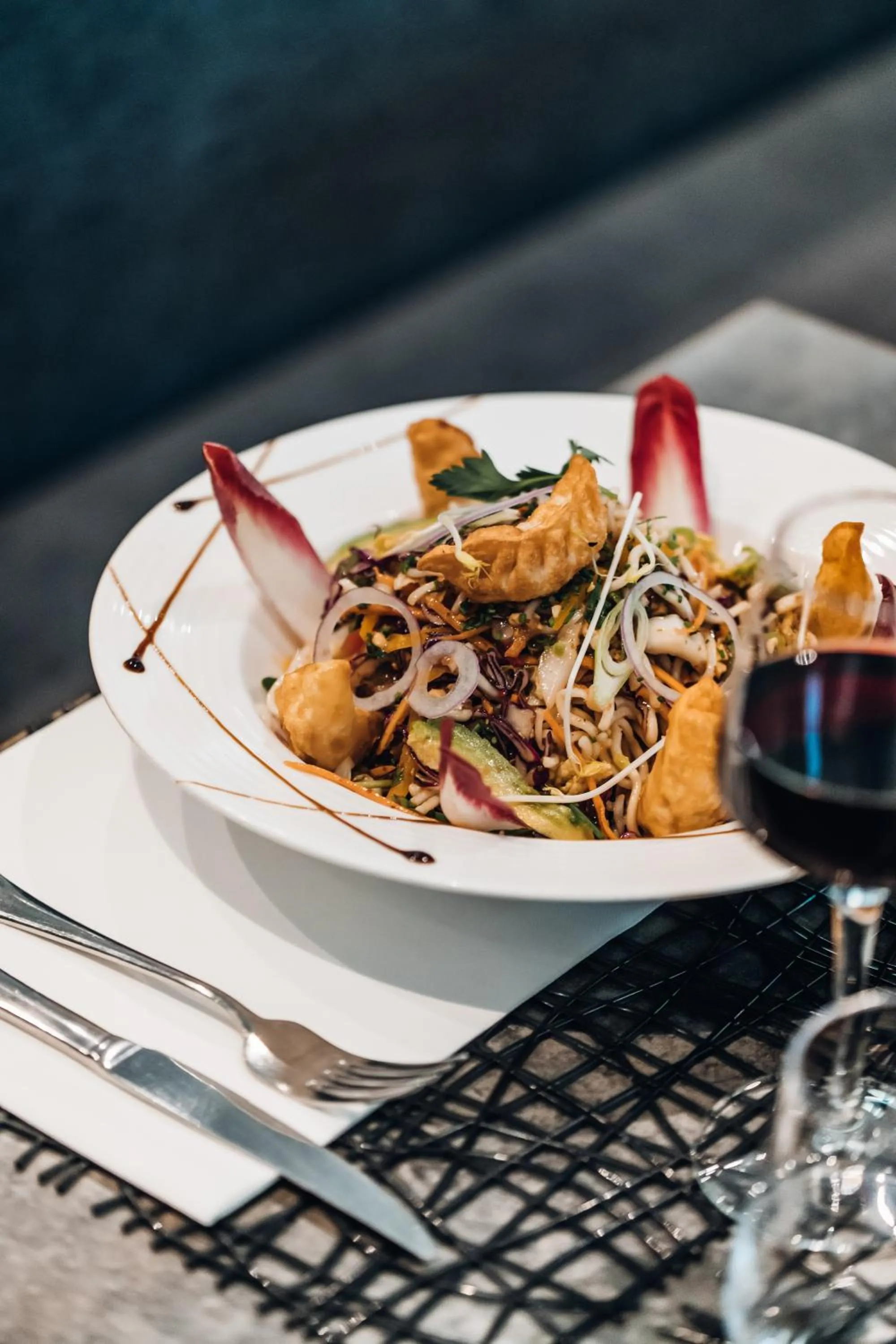 Restaurant/places to eat in Mercure Aix-en-Provence La Duranne Gare TGV