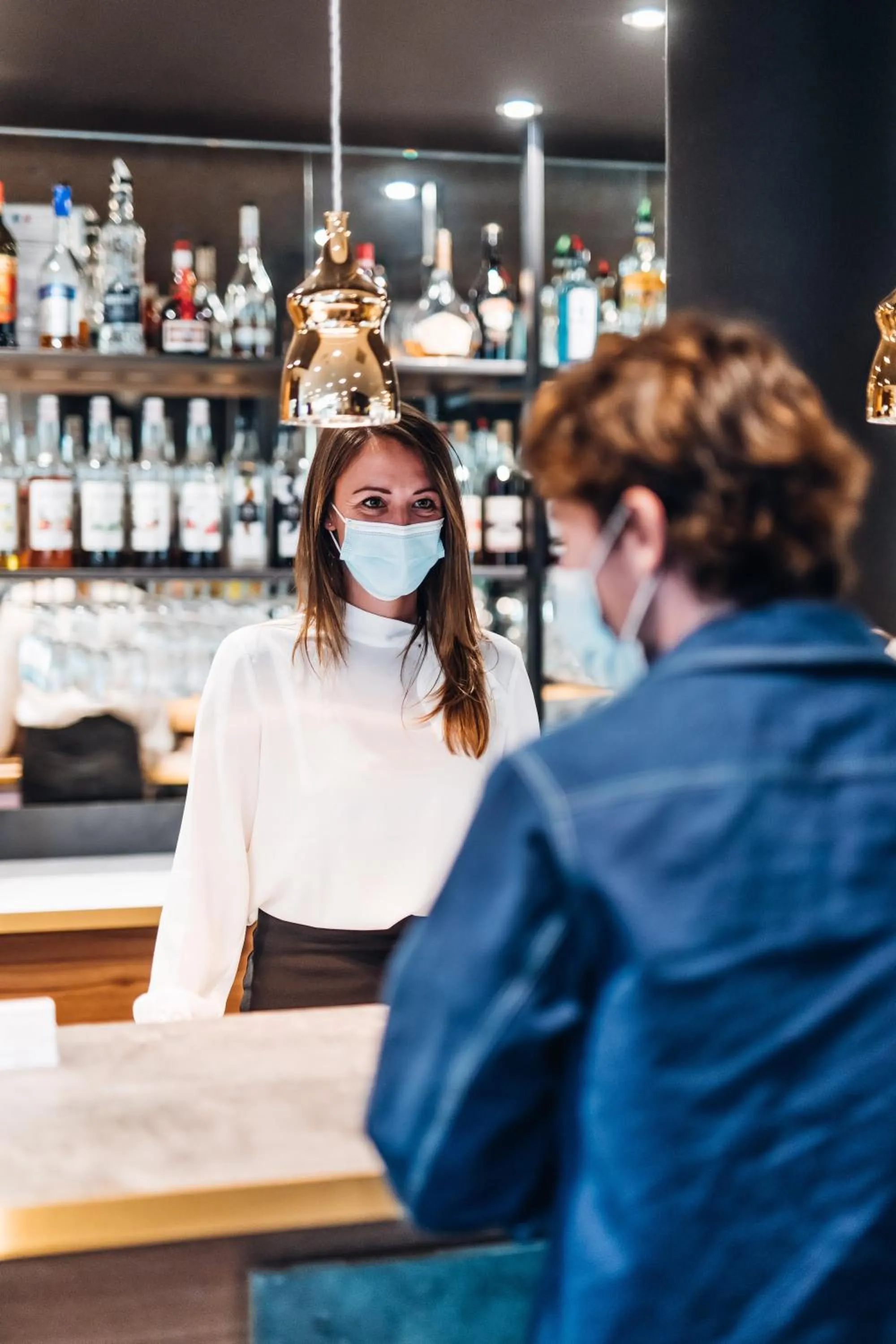 Lobby or reception in Mercure Aix-en-Provence La Duranne Gare TGV