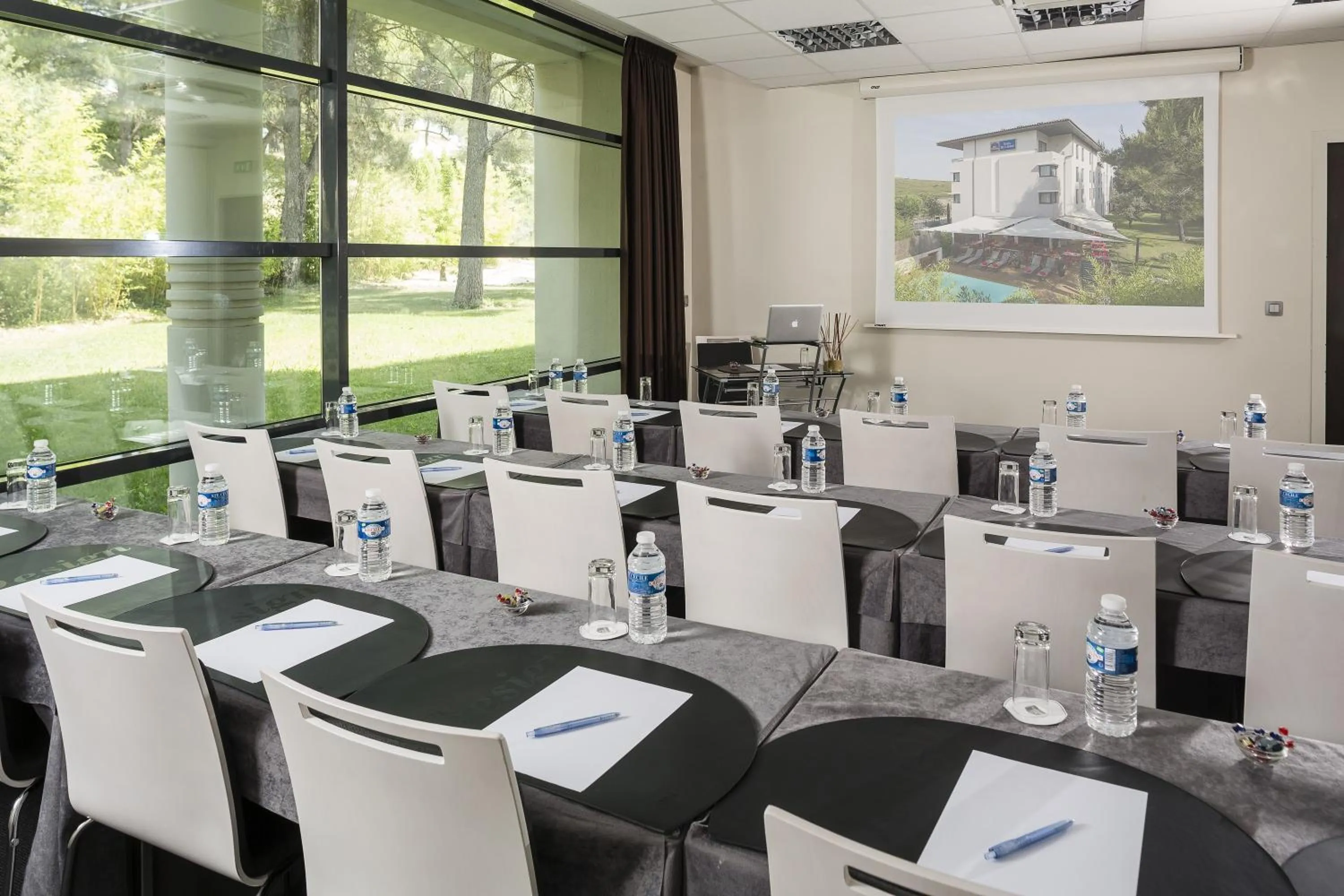 Meeting/conference room in Mercure Aix-en-Provence La Duranne Gare TGV