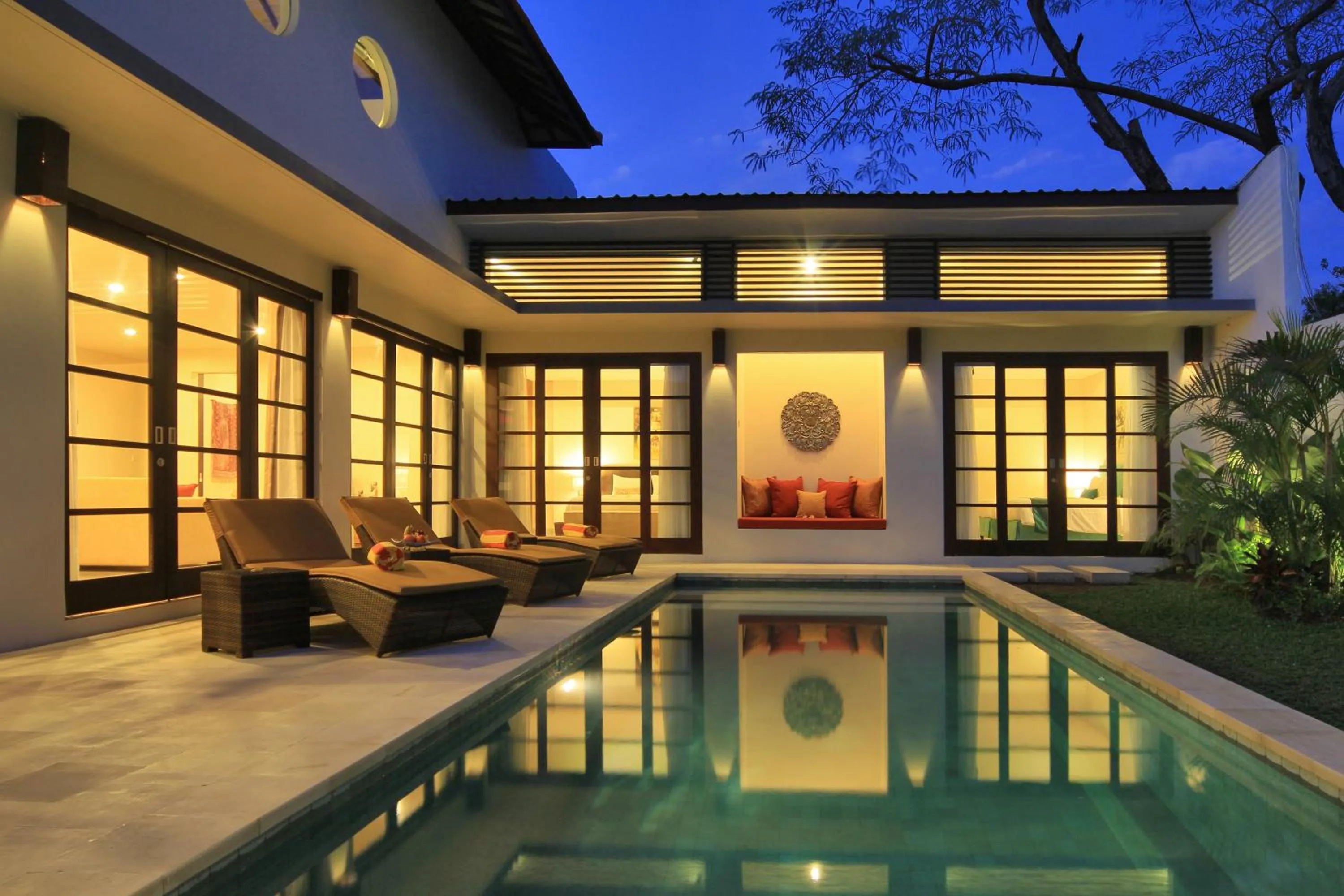 Swimming pool in Destiny Villas and Residence