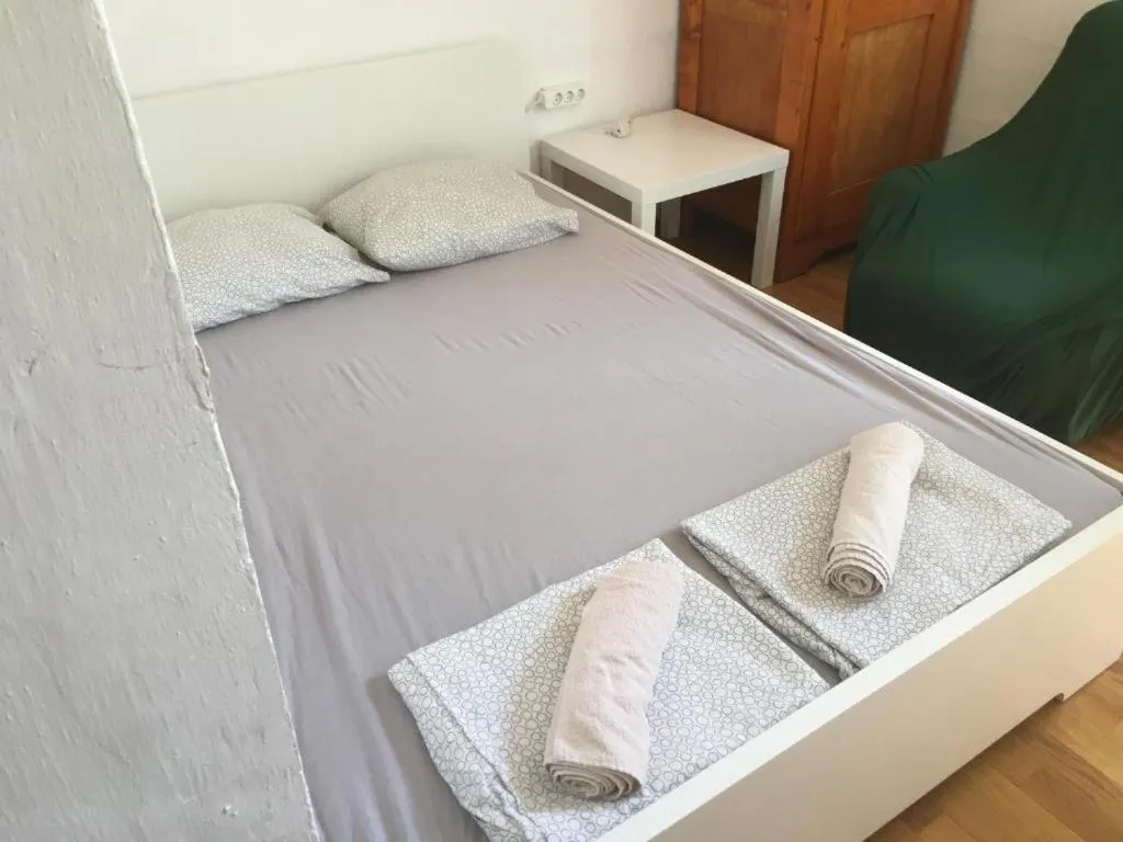 Bed in Budapest Garden Hostel - Age limit 39