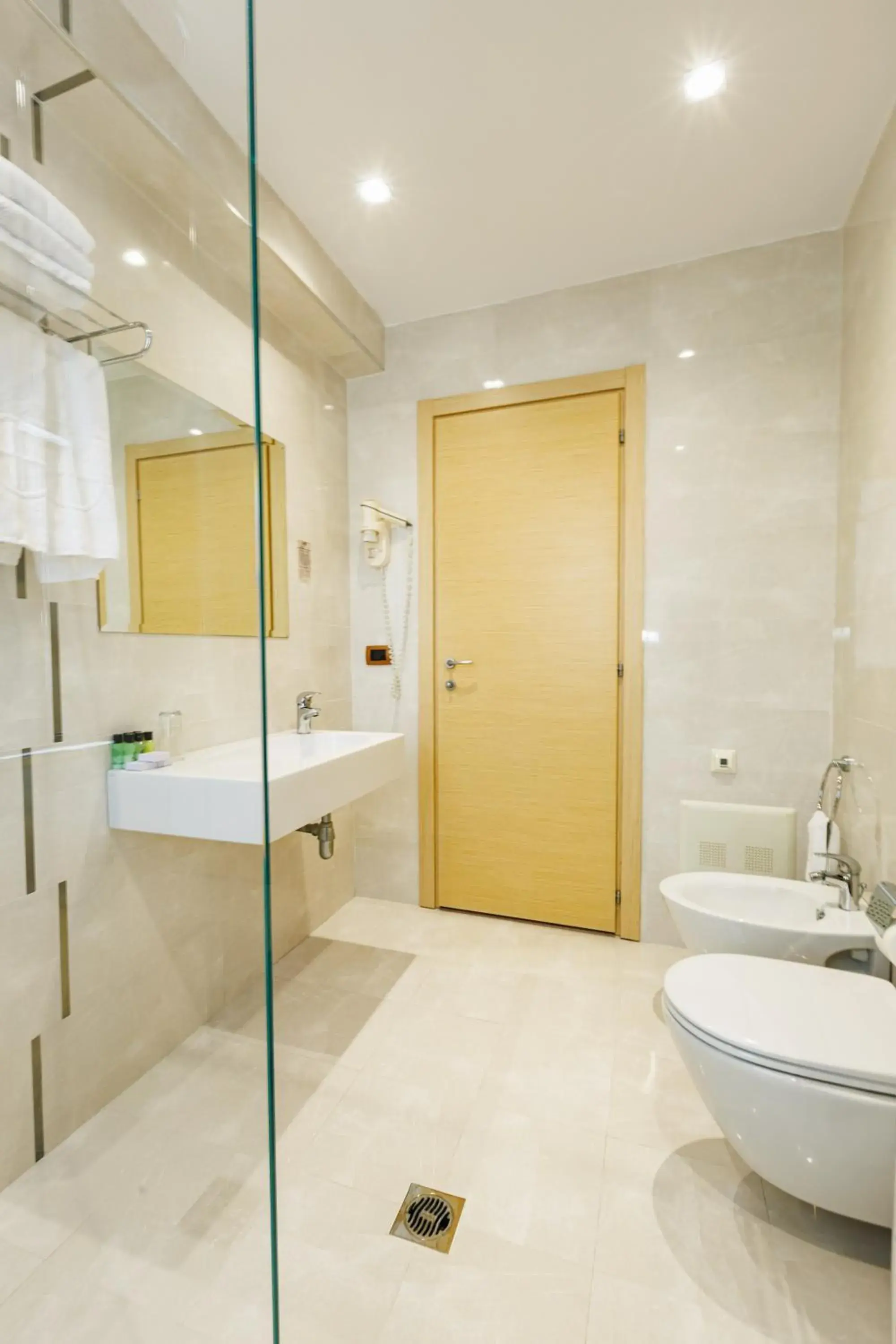 Deluxe Twin Room in Hotel Fieri Deluxe Twin Room in Hotel Fieri