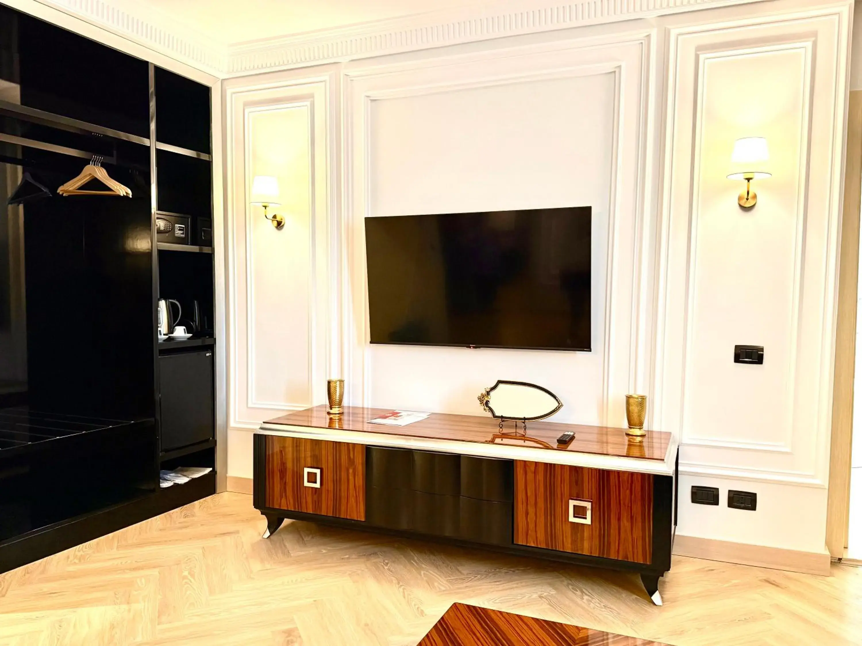 Executive Suite in Hotel Fieri Executive Suite in Hotel Fieri