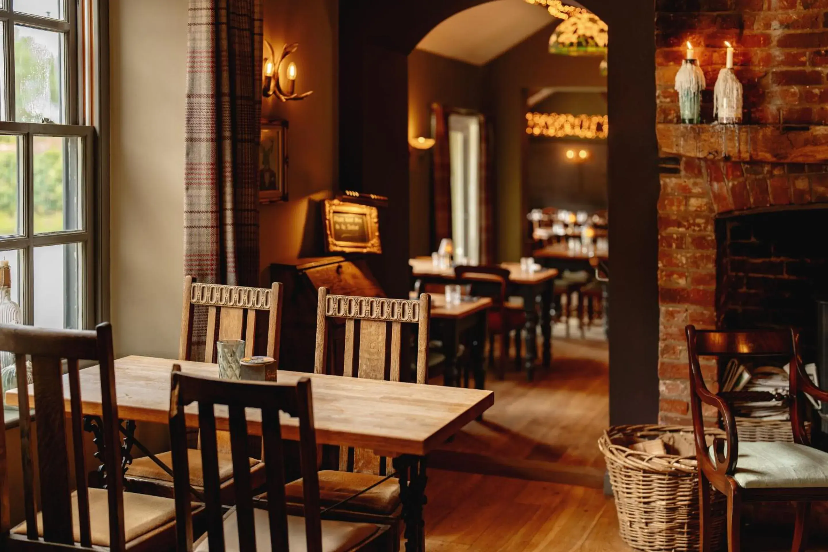 Lounge or bar in Wheatacre White Lion Lounge or bar in Wheatacre White Lion