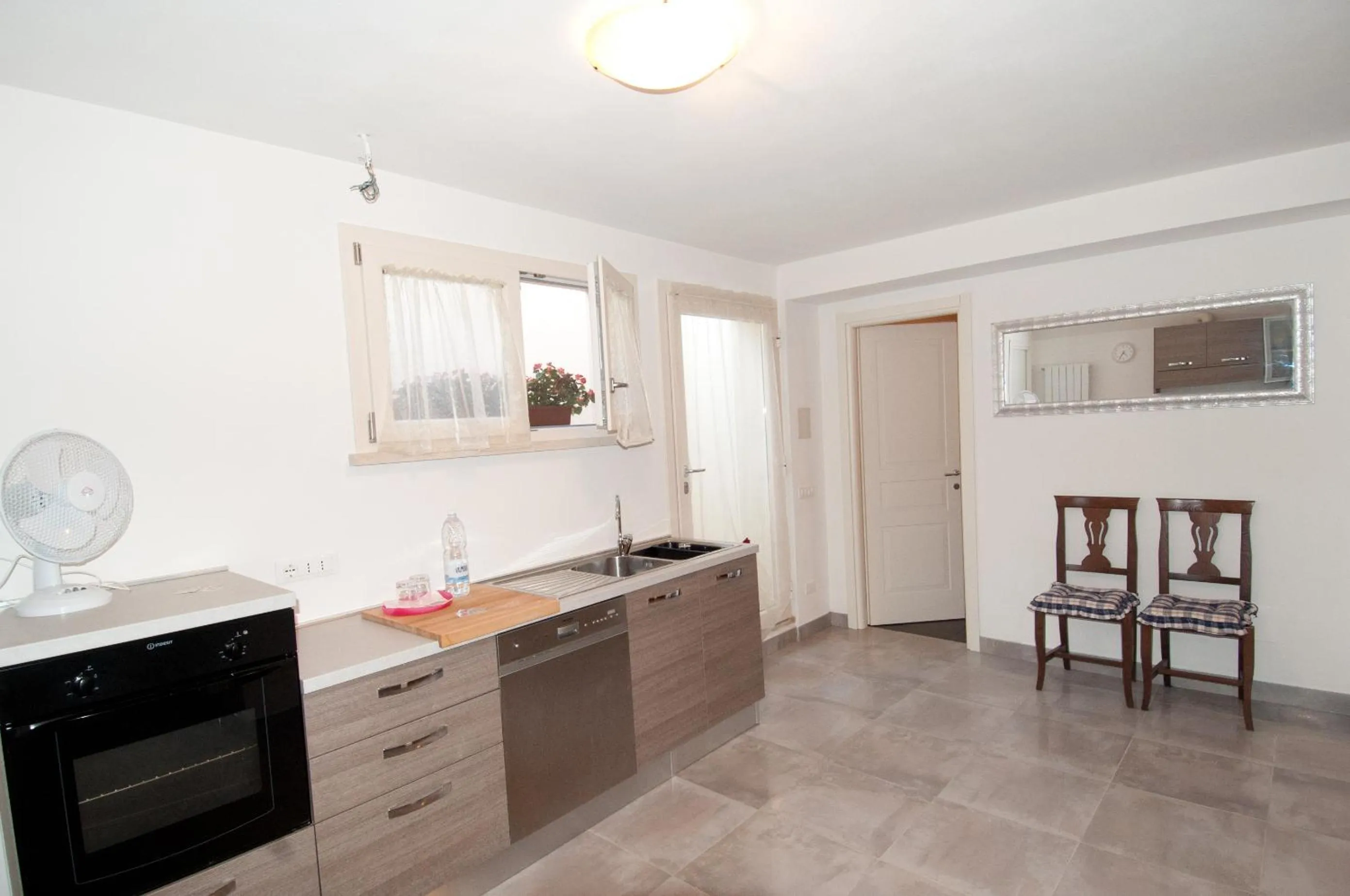 Kitchen or kitchenette in B&B Alle Tre Rose