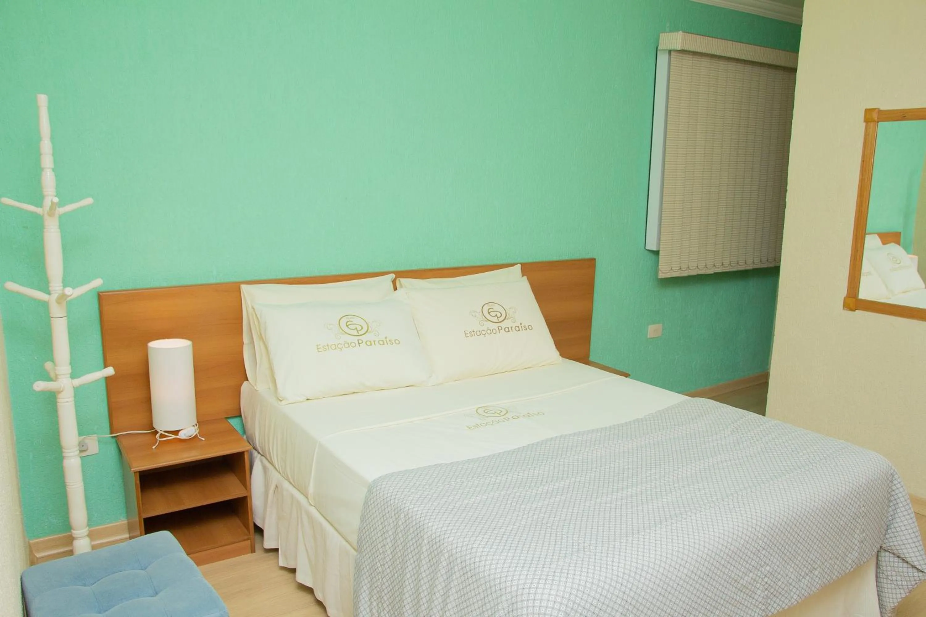 Bedroom, Bed in Hotel Estação Paraíso - ao lado do Metrô Paraíso e 600m da Av Paulista