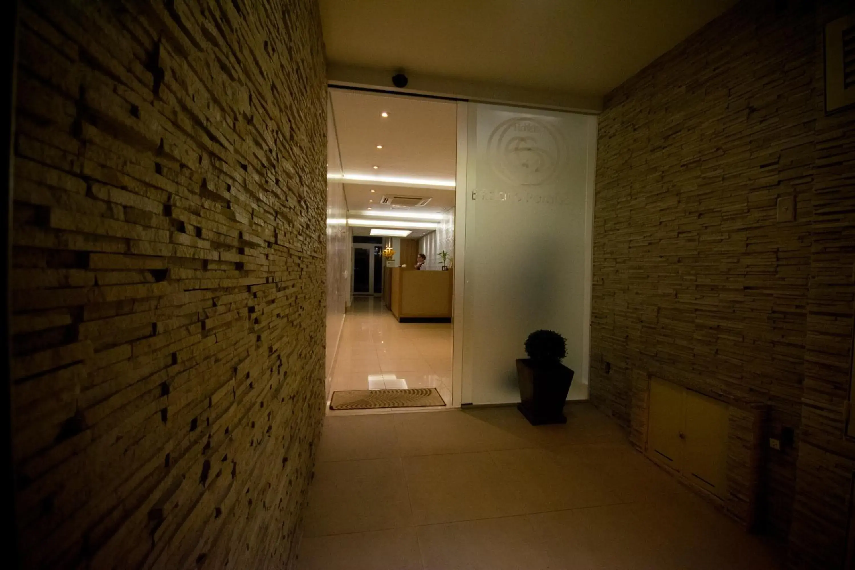 Facade/entrance in Hotel Estação Paraíso - ao lado do Metrô Paraíso e 600m da Av Paulista Facade/entrance in Hotel Estação Paraíso - ao lado do Metrô Paraíso e 600m da Av Paulista