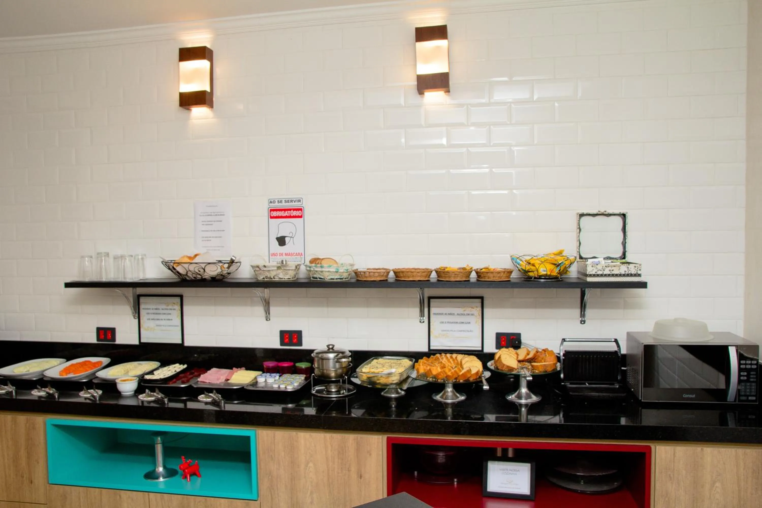 Breakfast in Hotel Estação Paraíso - ao lado do Metrô Paraíso e 600m da Av Paulista