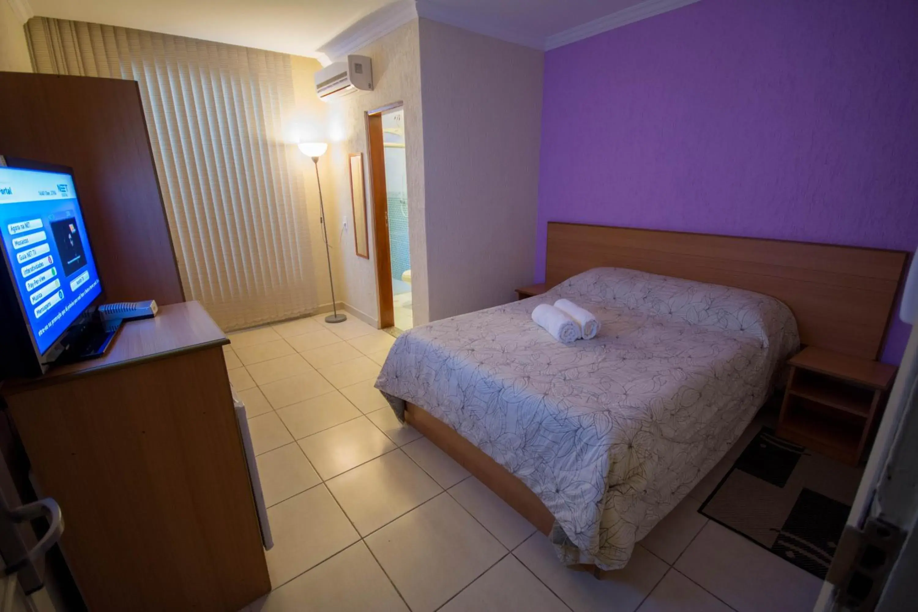 Double Room - single occupancy in Hotel Estação Paraíso - ao lado do Metrô Paraíso e 600m da Av Paulista Double Room - single occupancy in Hotel Estação Paraíso - ao lado do Metrô Paraíso e 600m da Av Paulista