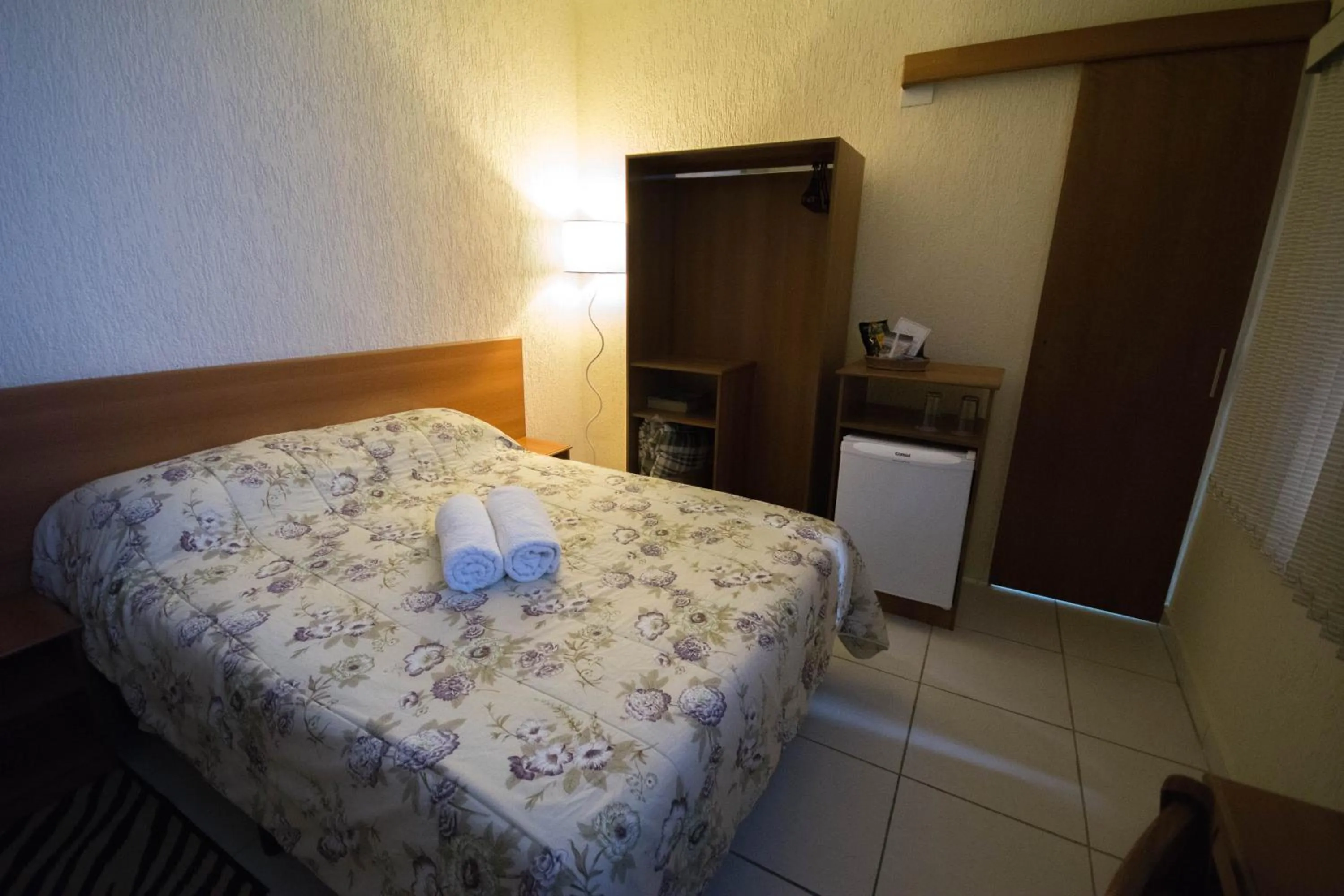 Photo of the whole room, Bed in Hotel Estação Paraíso - ao lado do Metrô Paraíso e 600m da Av Paulista