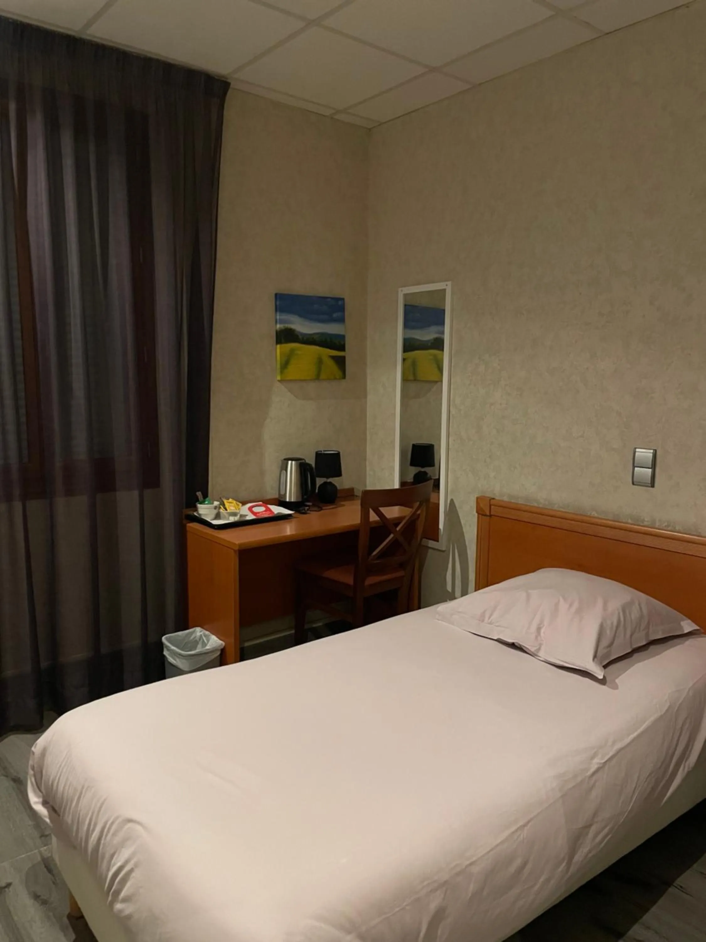 Bed in Hôtel de l'Europe