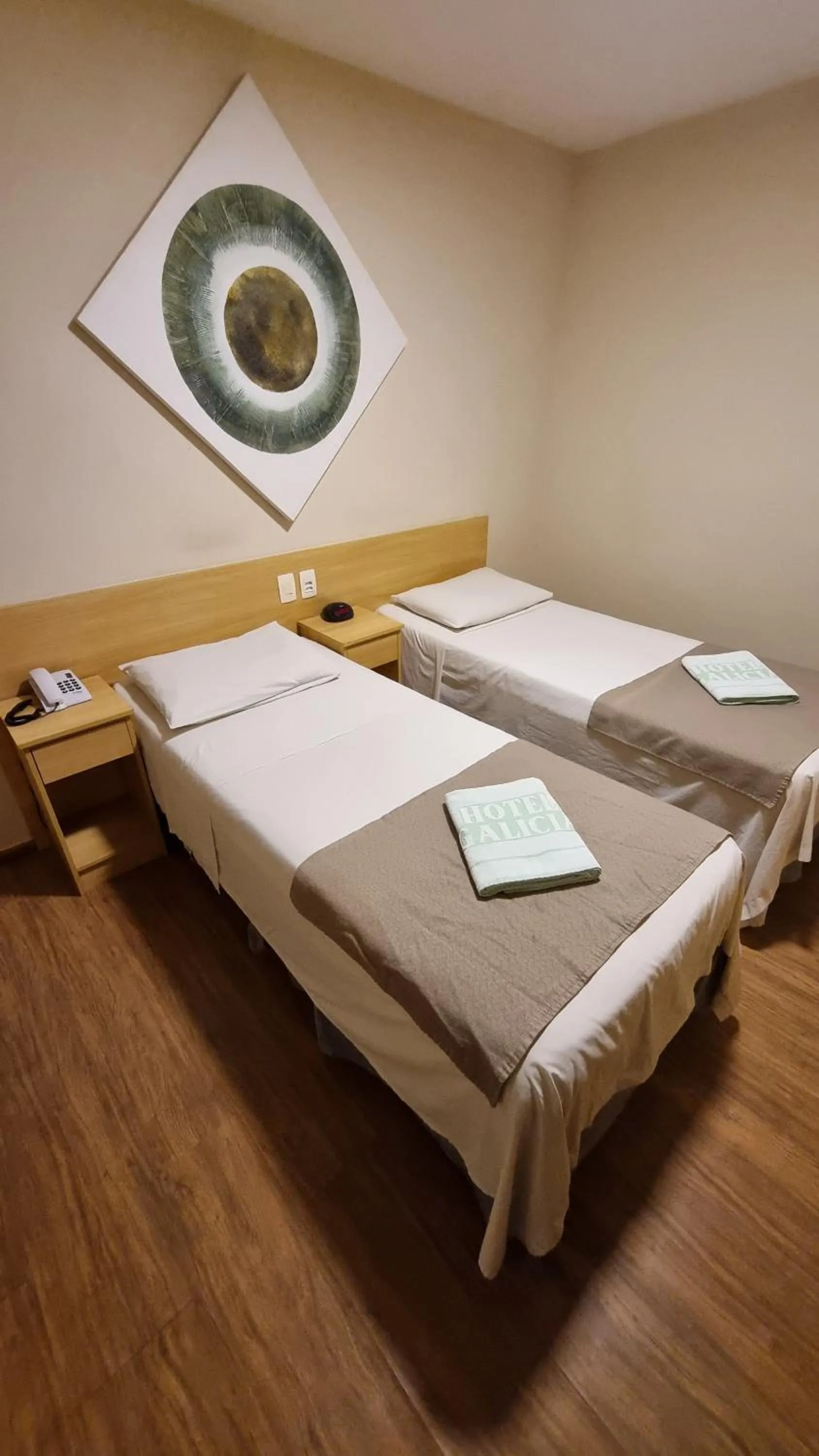 Bedroom, Bed in Hotel Galícia