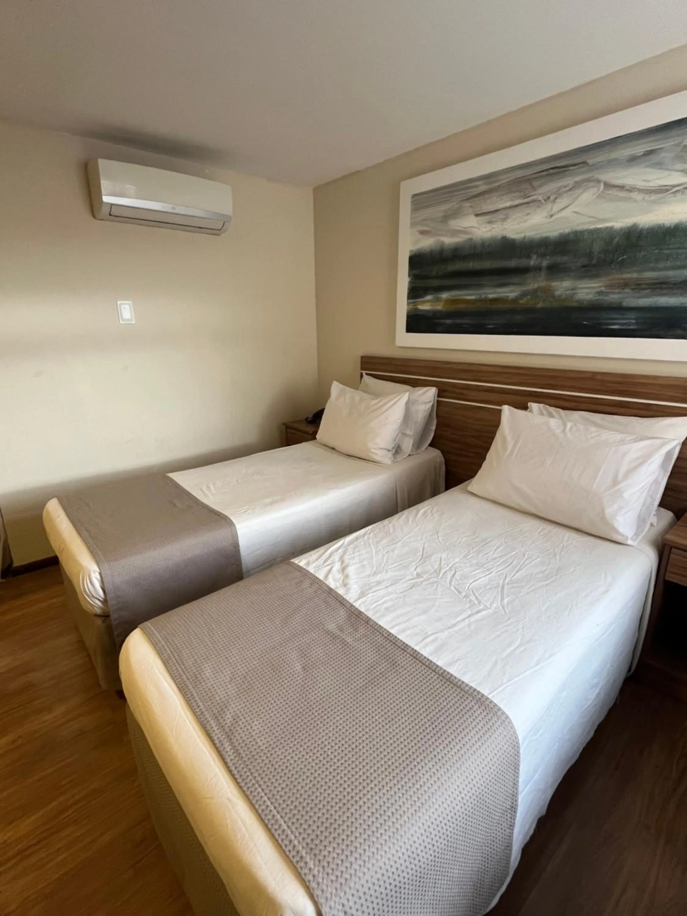 Bedroom, Bed in Hotel Galícia