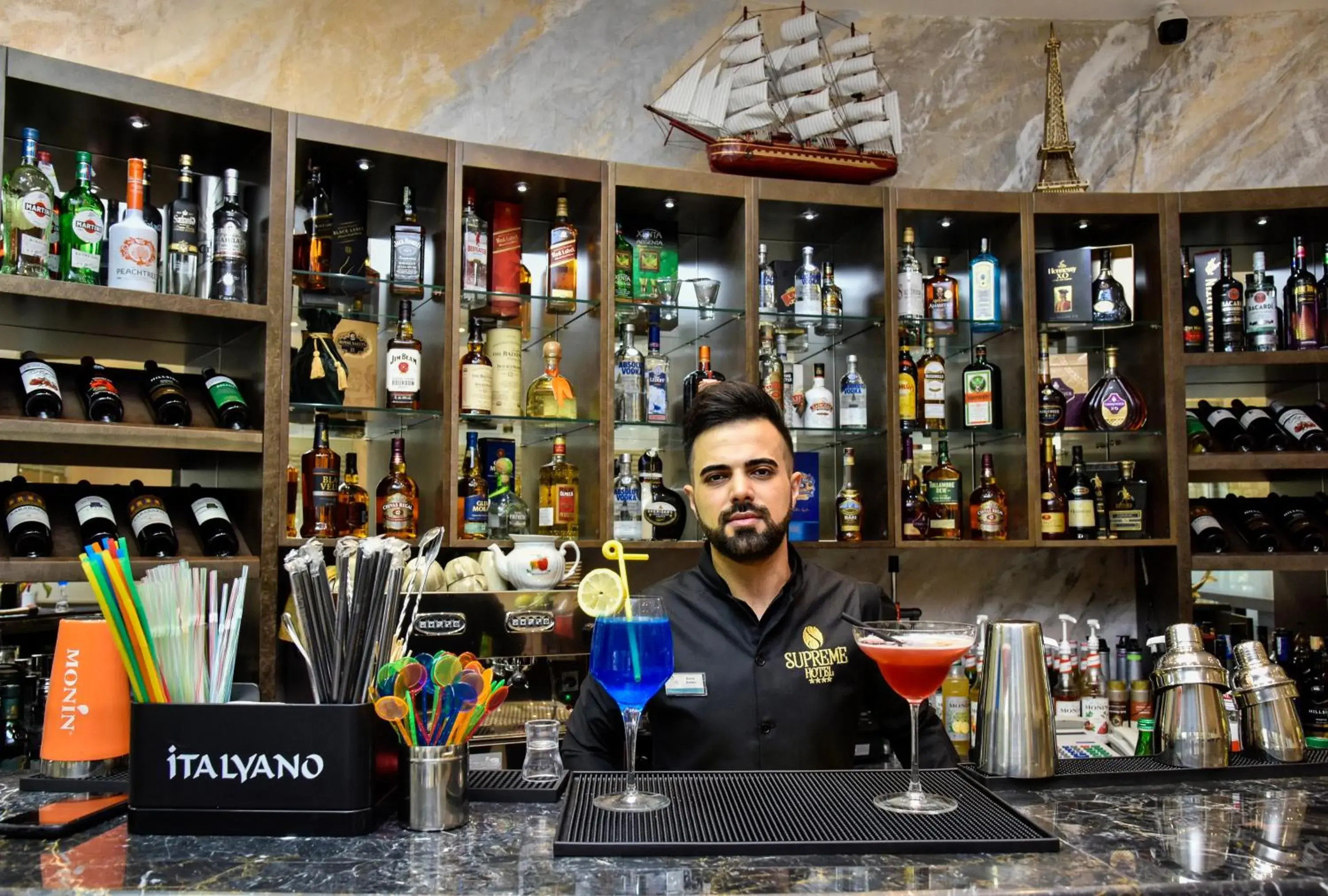 Restaurant/places to eat in Supreme Hotel Baku Restaurant/places to eat in Supreme Hotel Baku