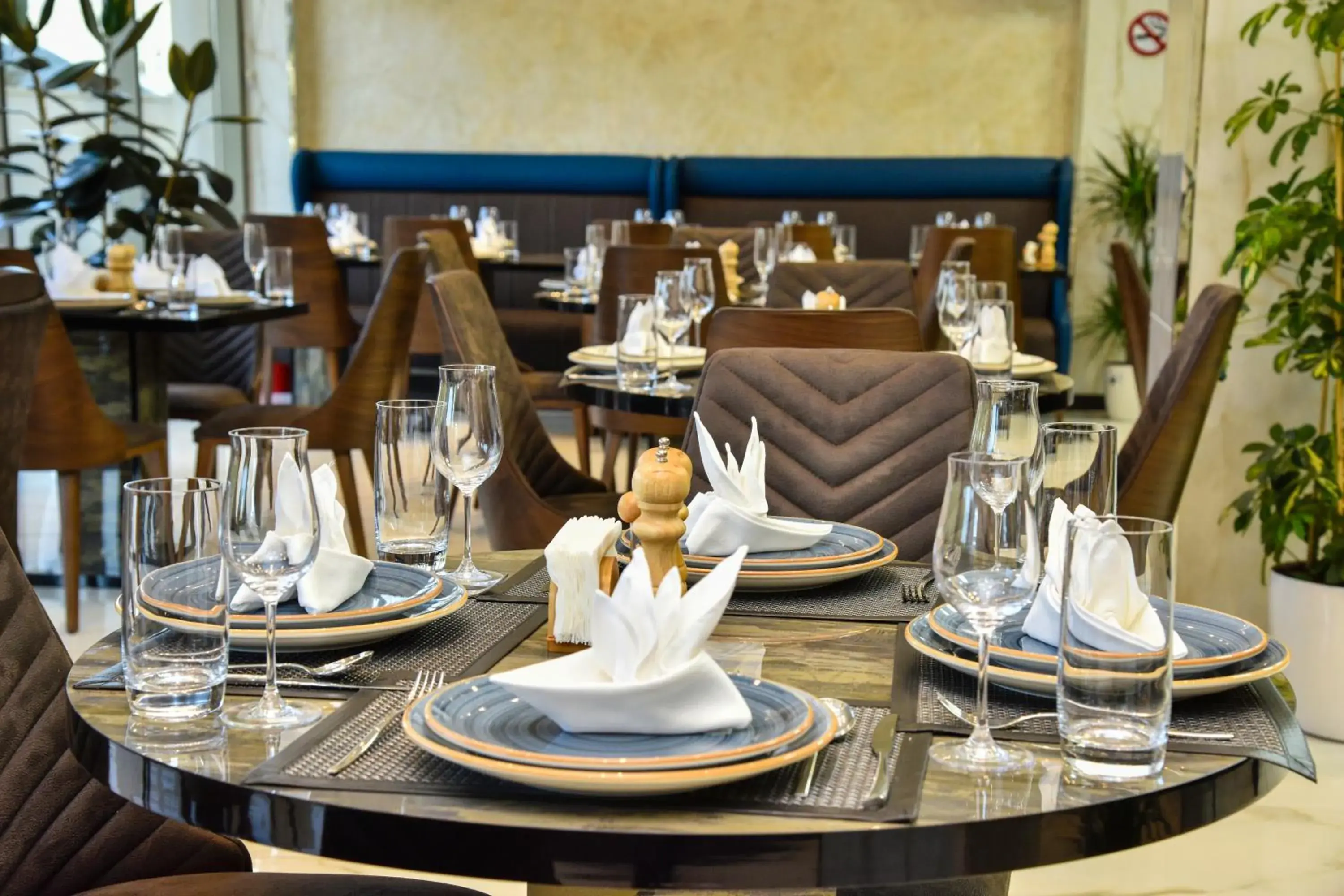 Restaurant/places to eat in Supreme Hotel Baku Restaurant/places to eat in Supreme Hotel Baku