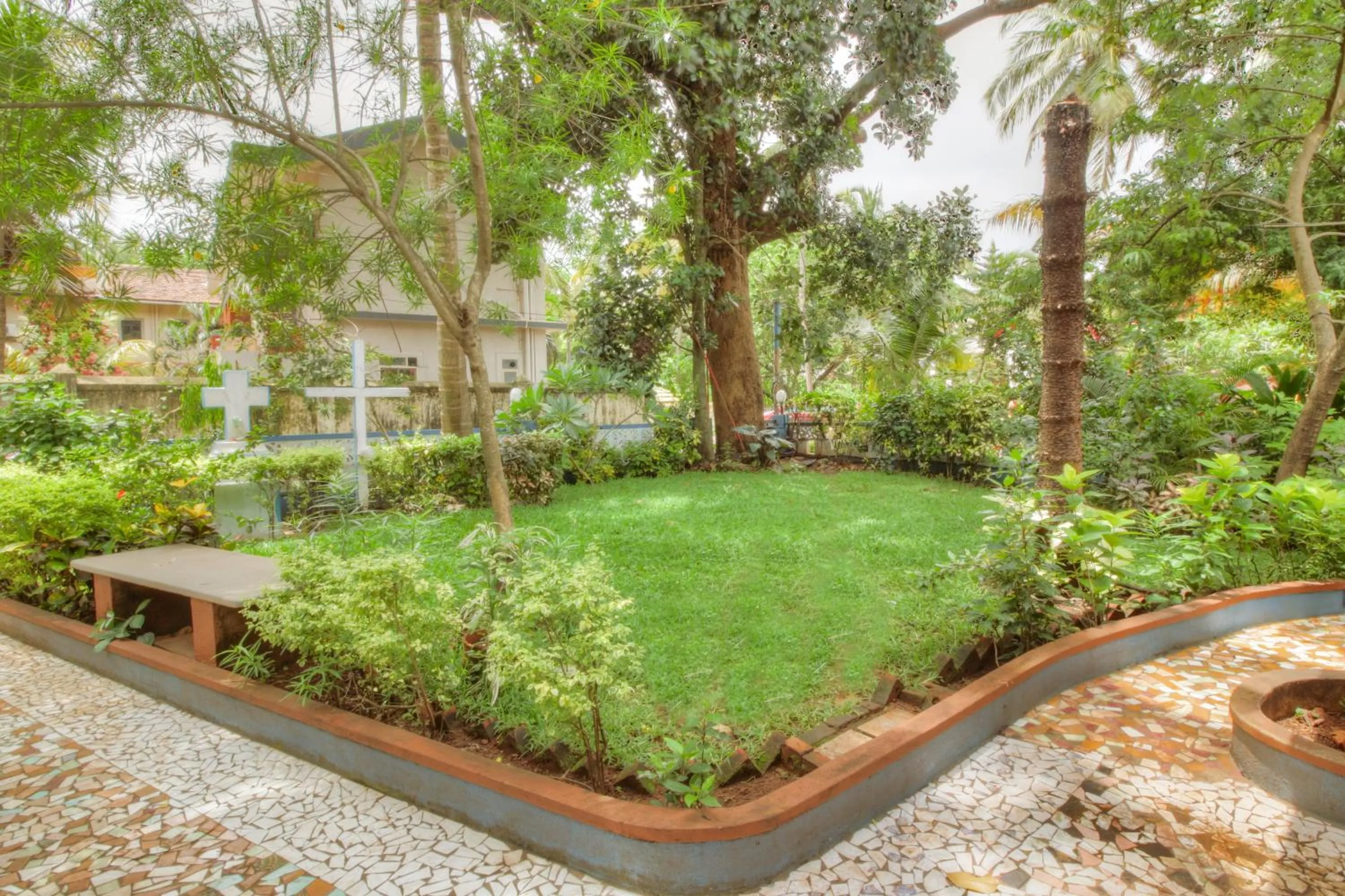 Garden in Hotel Kismat Mahal
