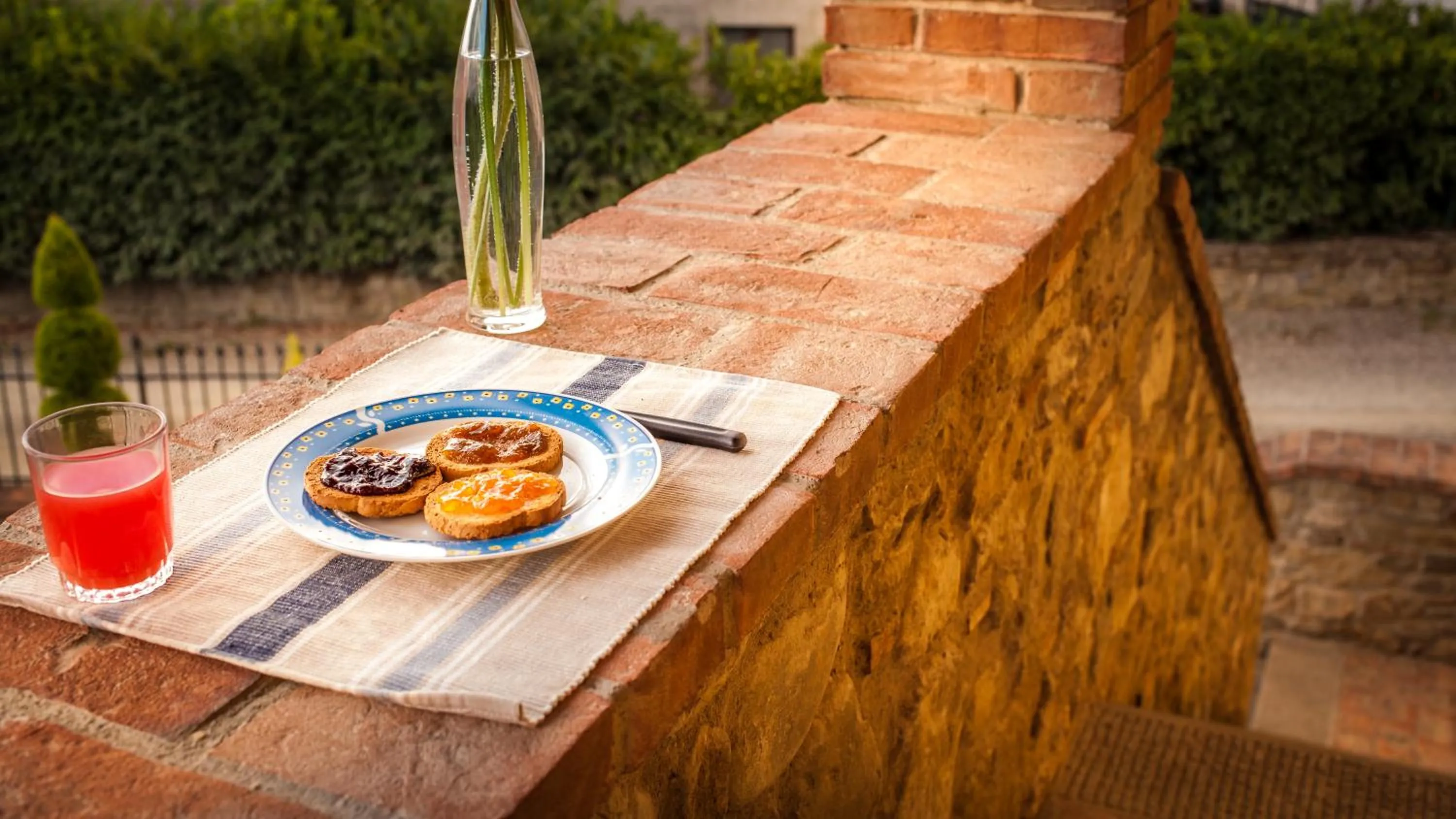 Garden in Cappannelle Country House Tuscany