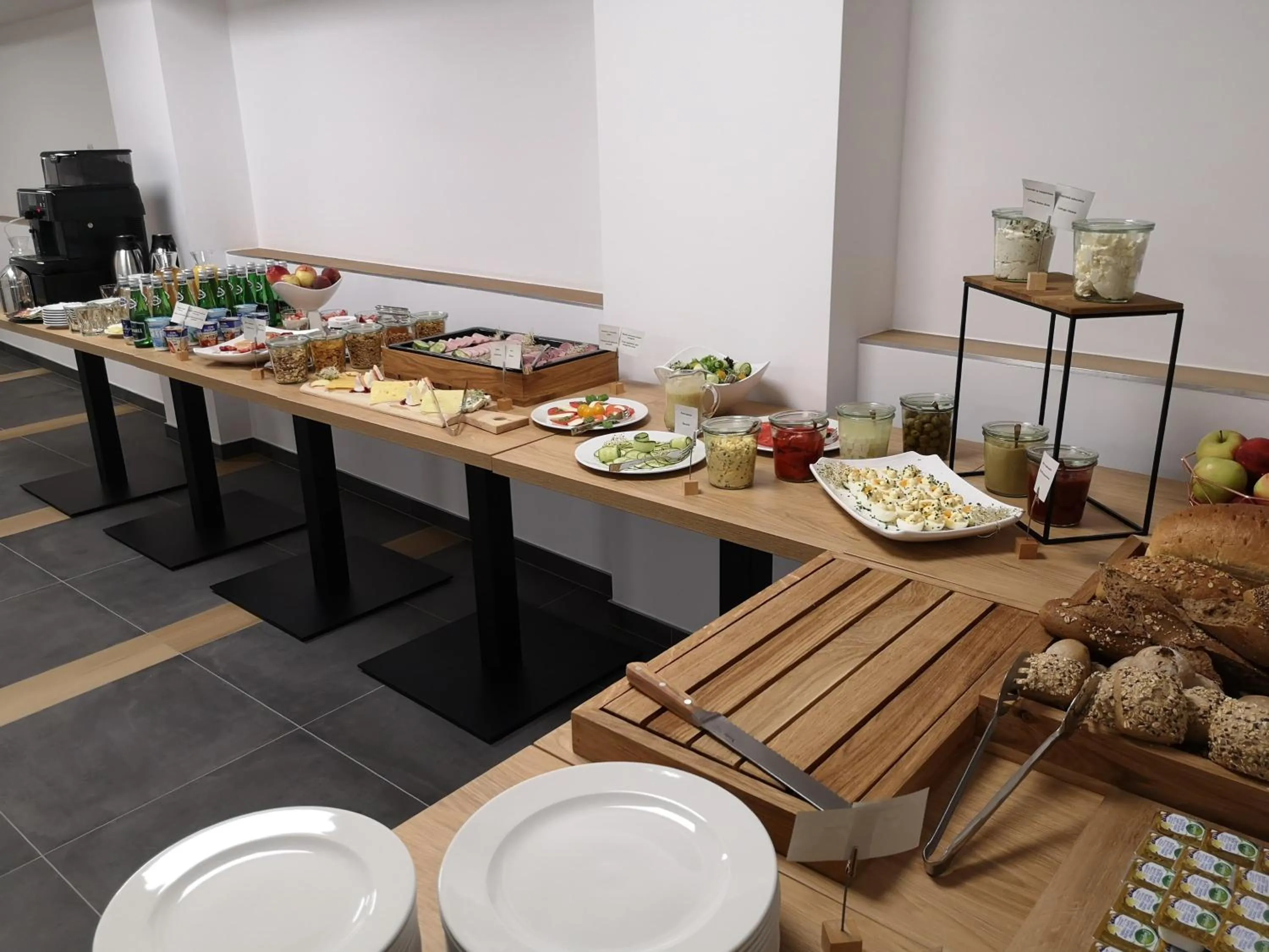 Food and drinks in Brassel Aparthotel