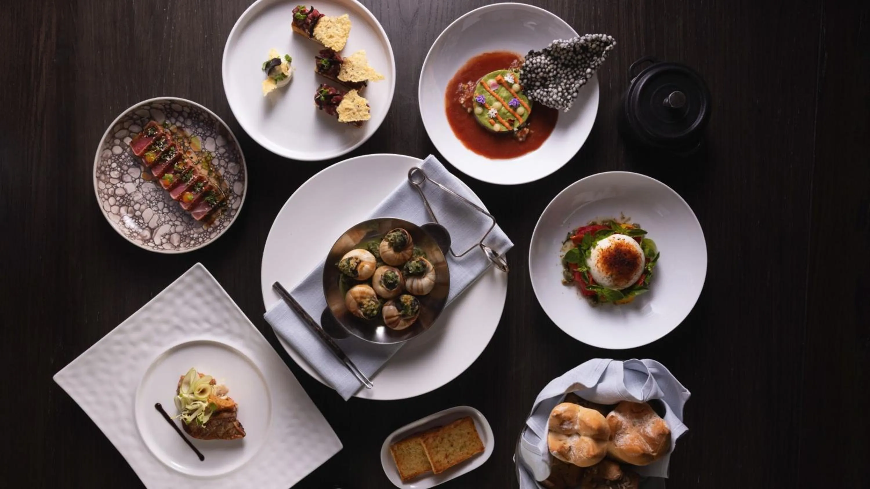 Restaurant/places to eat in InterContinental Bangkok by IHG