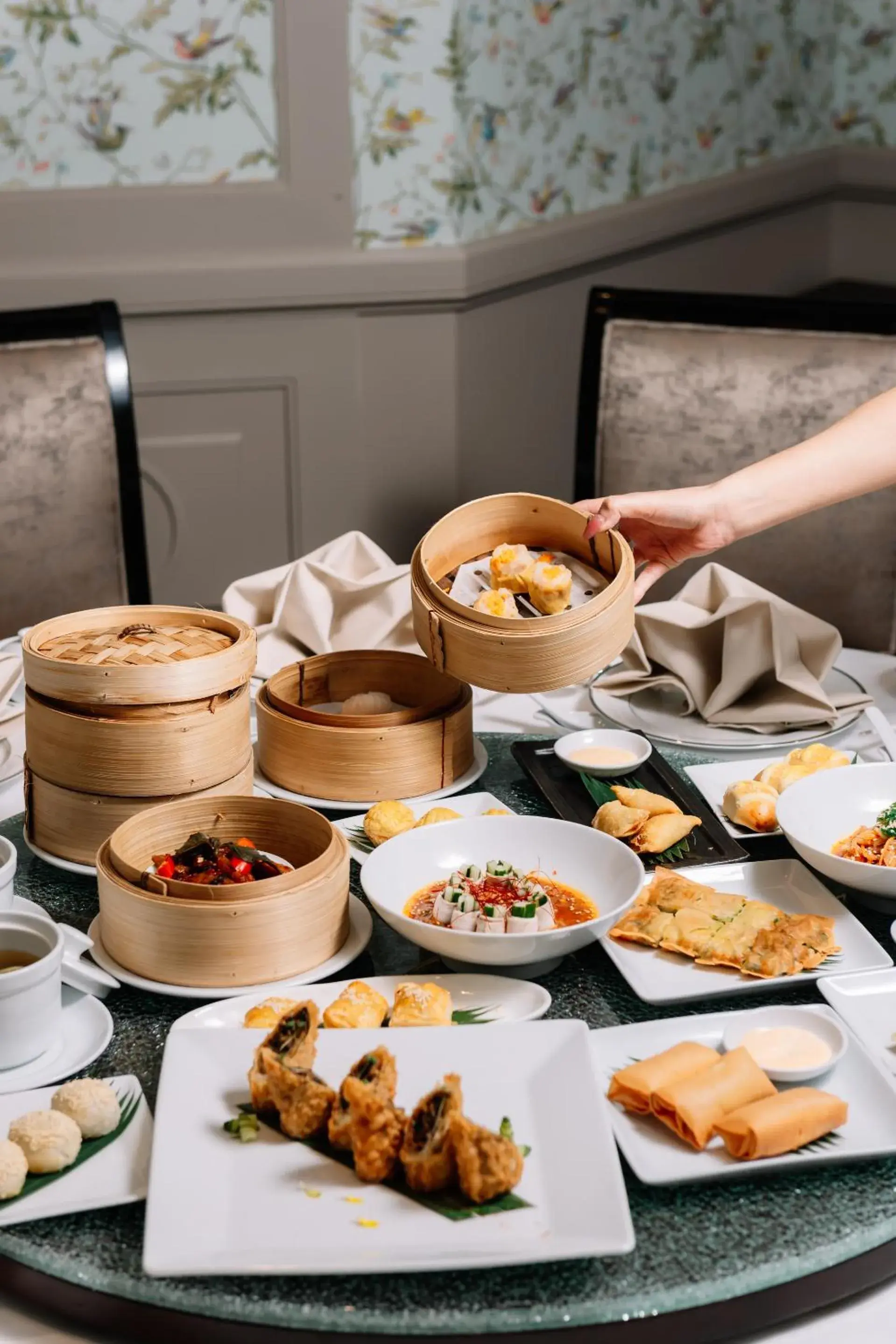 Restaurant/places to eat in InterContinental Bangkok by IHG Restaurant/places to eat in InterContinental Bangkok by IHG